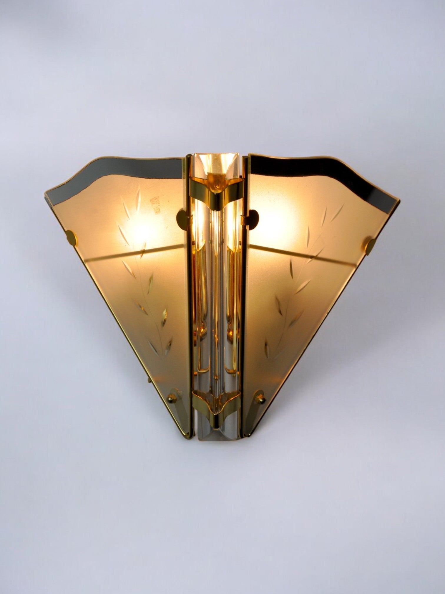 Regency wall lamp, triedri crystal, Italy, 1980