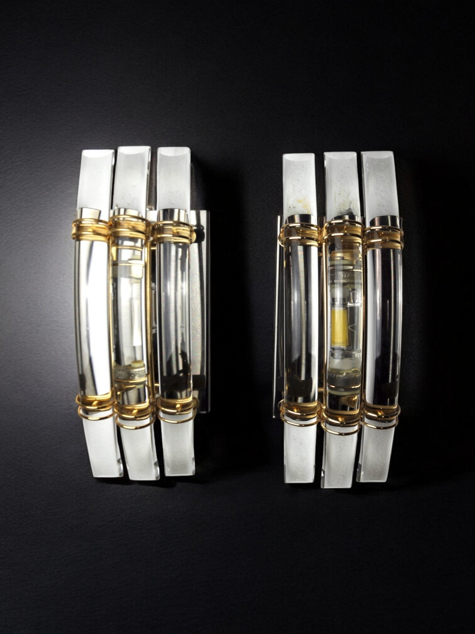 Pair of Venini sconces, Murano cut glass, Italy, 1970