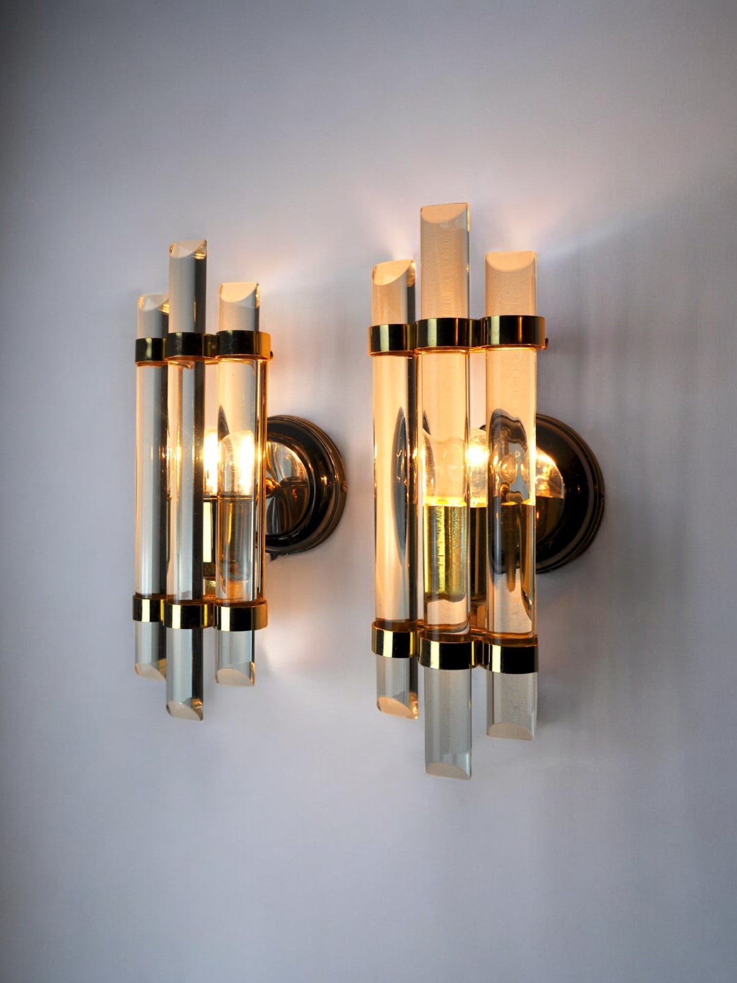 Pair of Venini sconces, murano glass, italy, 1970
