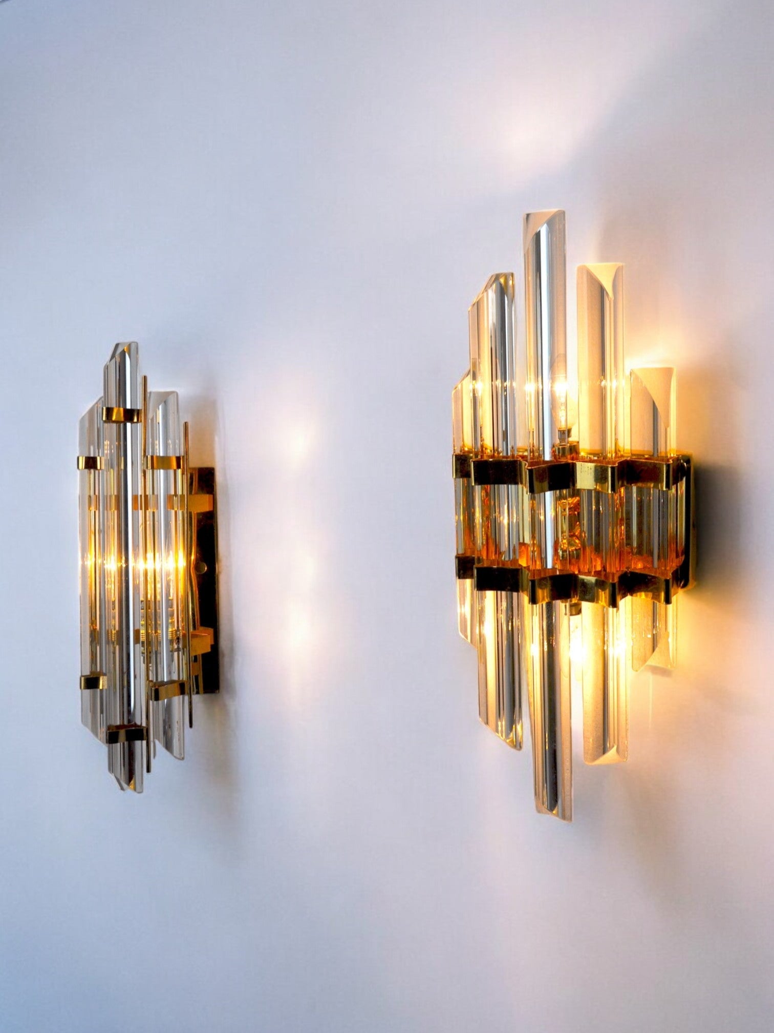 Duo of Venini Murano glass sconces Italy 1970