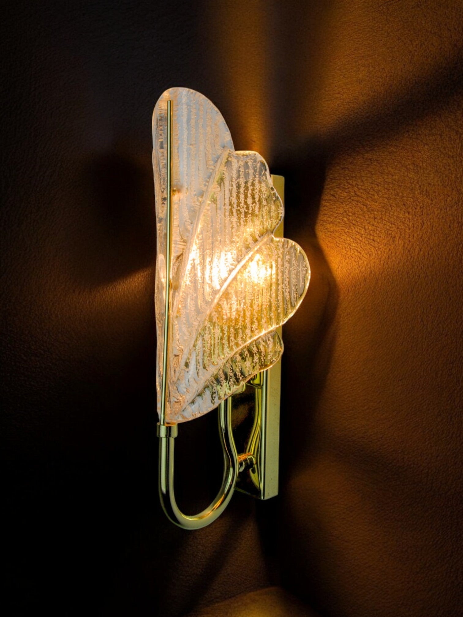 Frosted leaf wall lamp, murano glass, italy, 1970