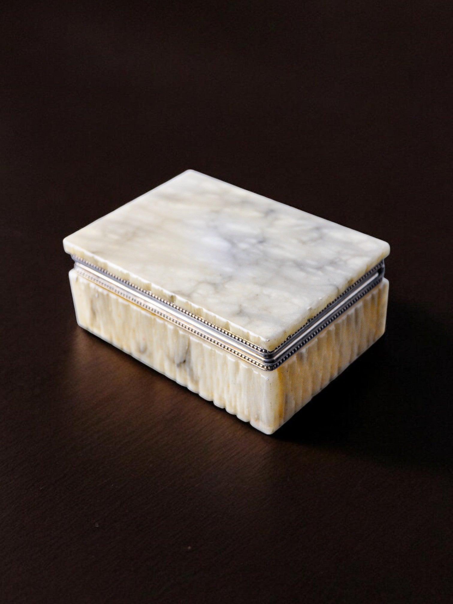 White alabaster vanity box by Romano Bianchi, Italy, 1970