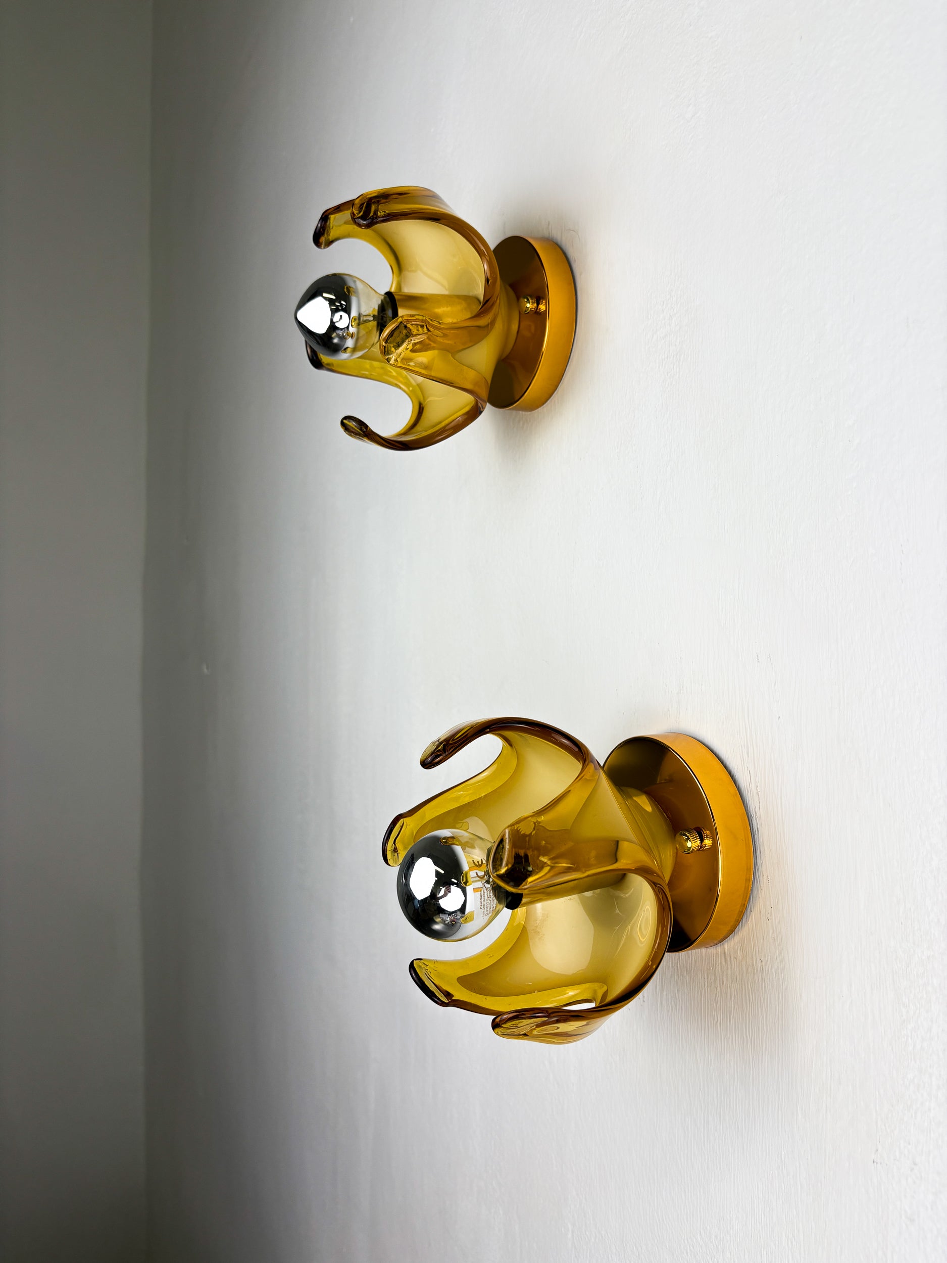 Pair of Carlo Nason sconces for Mazzega Murano, Orange murano blown glass Italy 1970