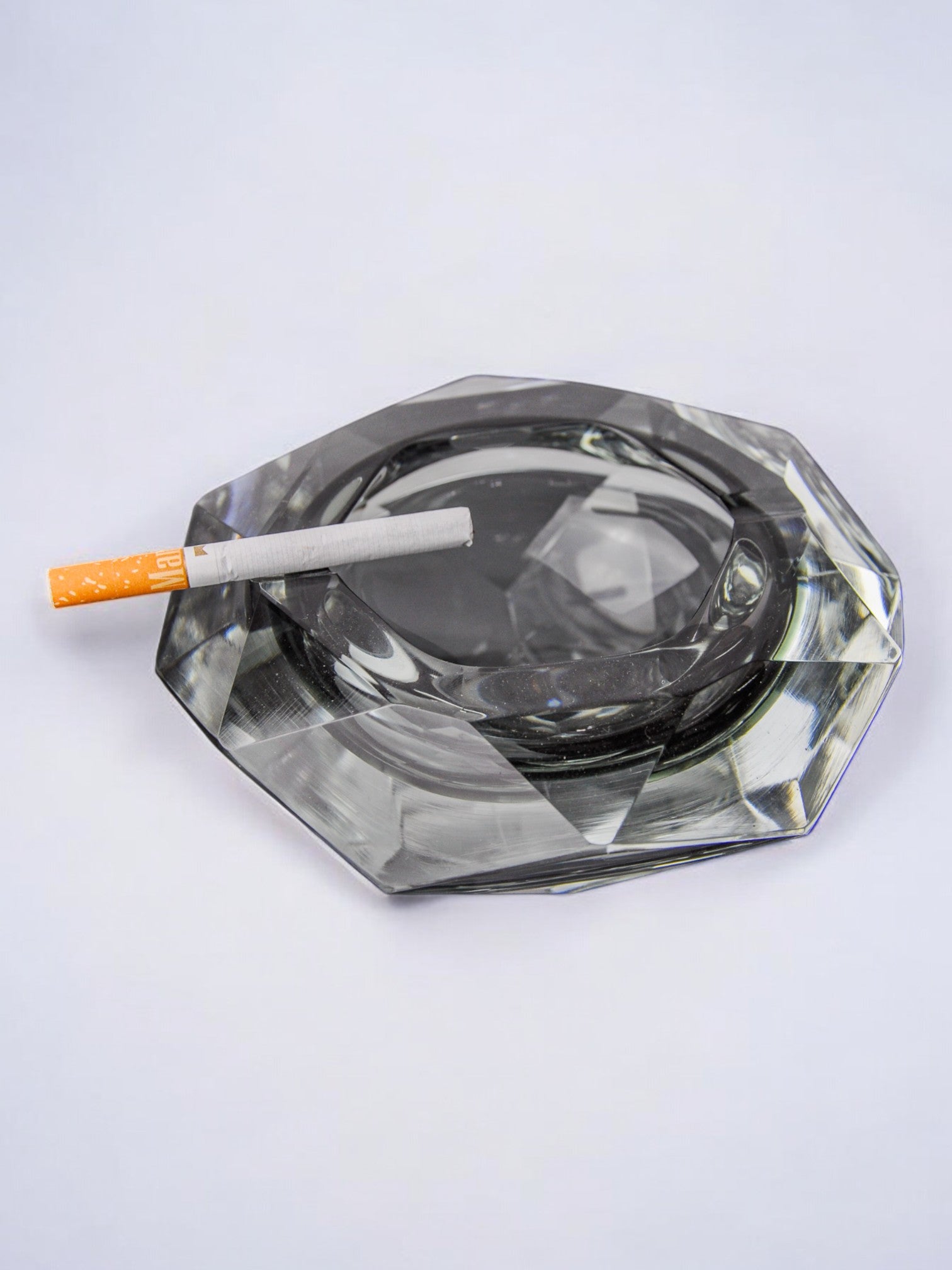 Gray Sommerso ashtray by Seguso, faceted glass, Murano, Italy, 1970