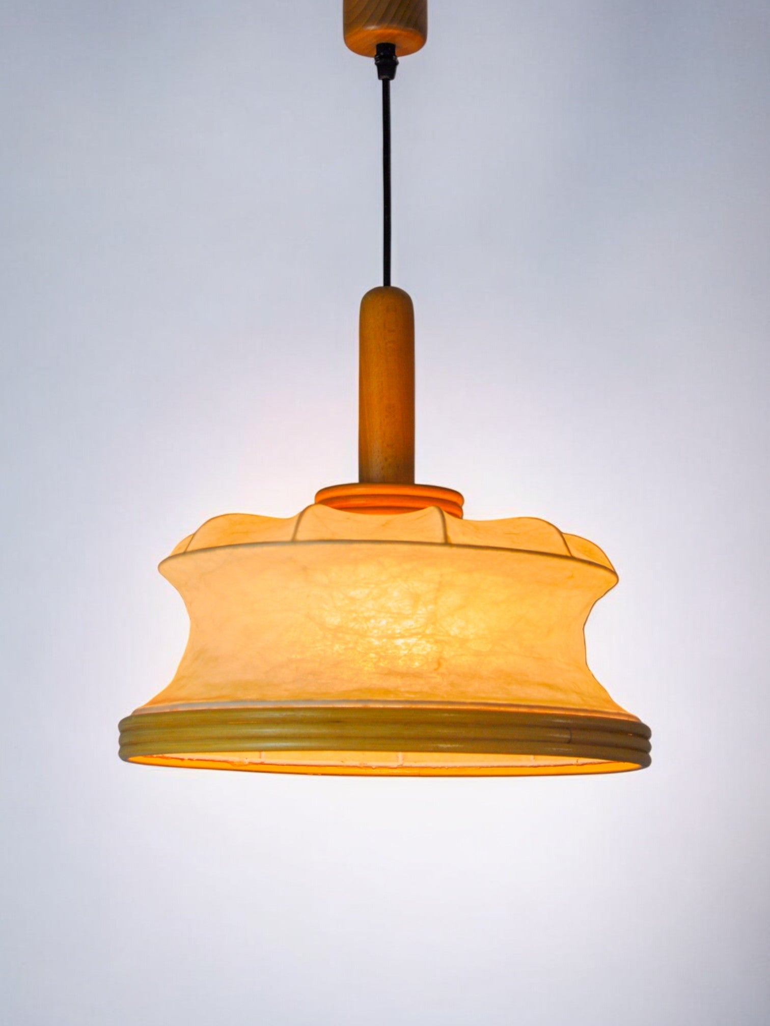 Cocoon" pendant light, resin and pine, Italy, 1970