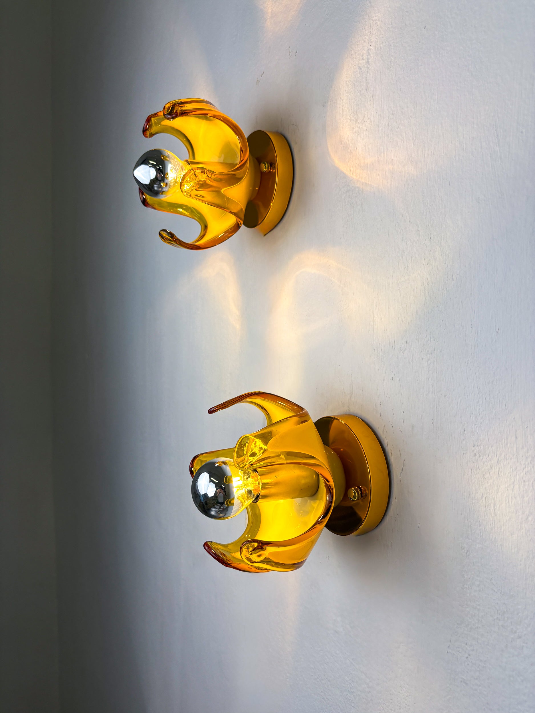 Pair of Carlo Nason sconces for Mazzega Murano, Orange murano blown glass Italy 1970