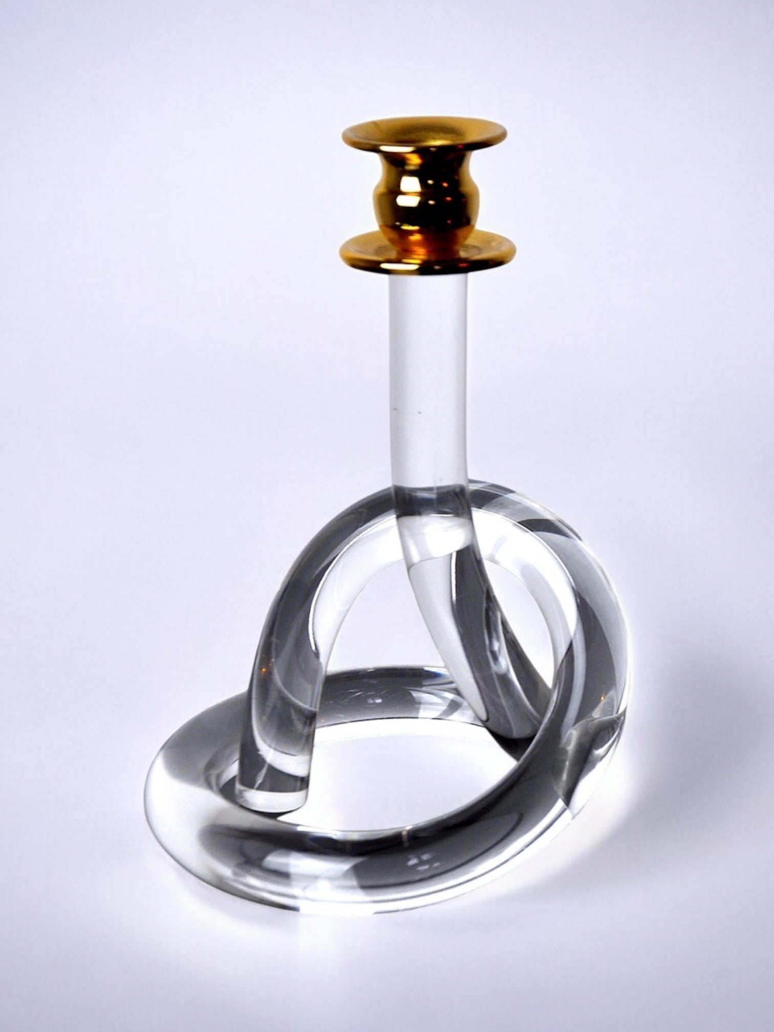 Pretzel candlestick by Dorothy Thorpe in lucite 1970