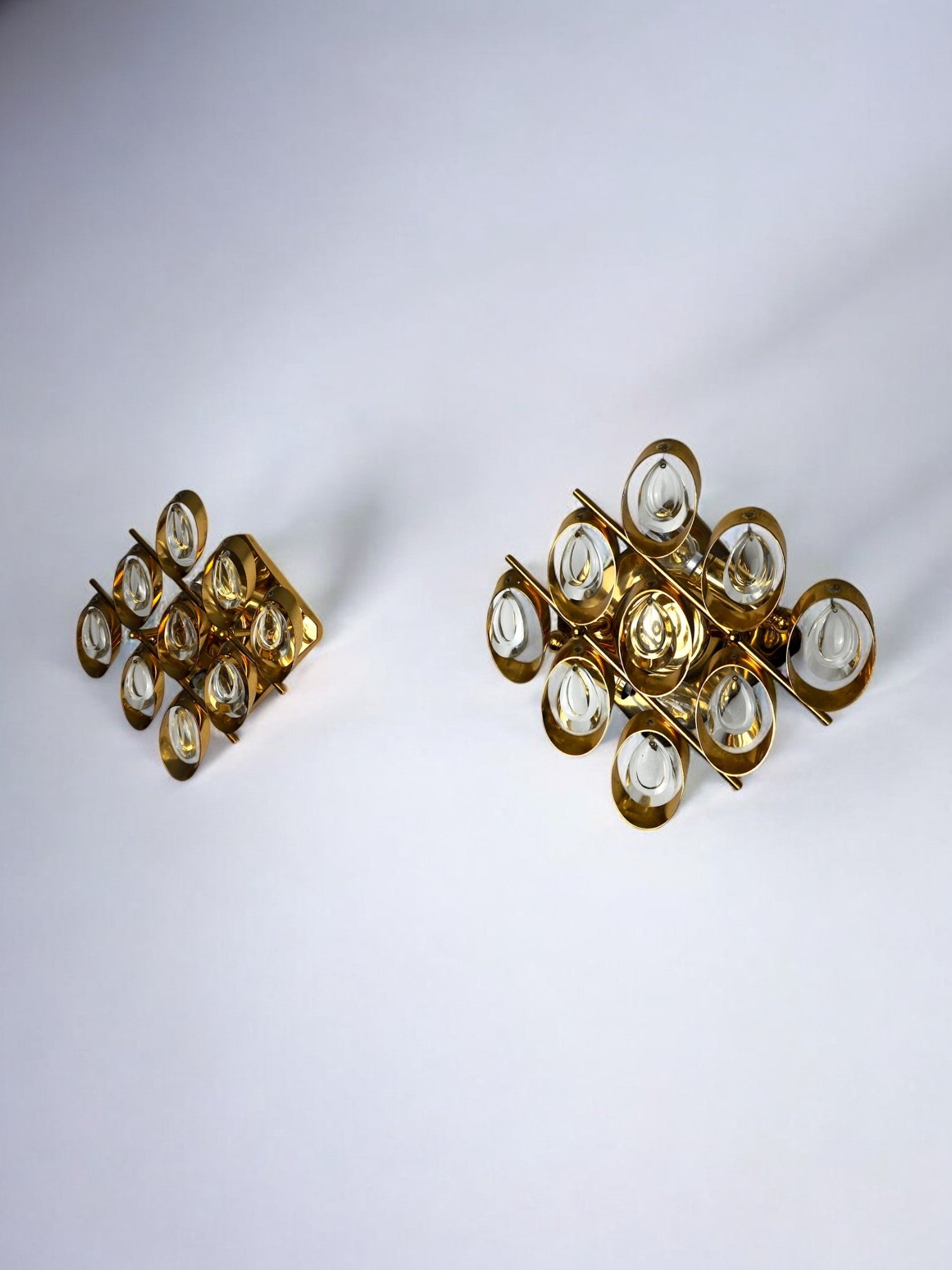 Pair of oscar torlasco sconces, murano glass, italy, 1970