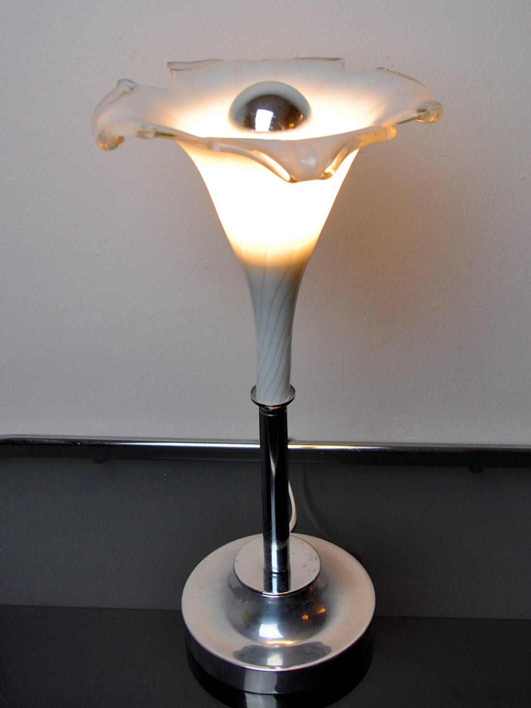 Lily flower table lamp, murano glass, Italy, 1970
