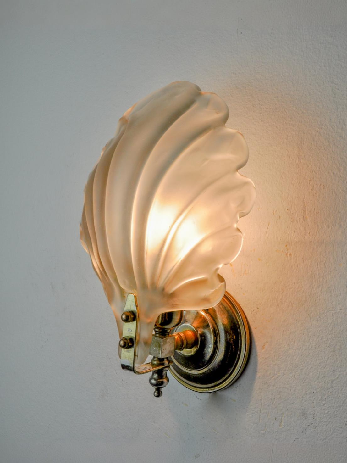 Shell wall lamp, murano glass, italy, 1970