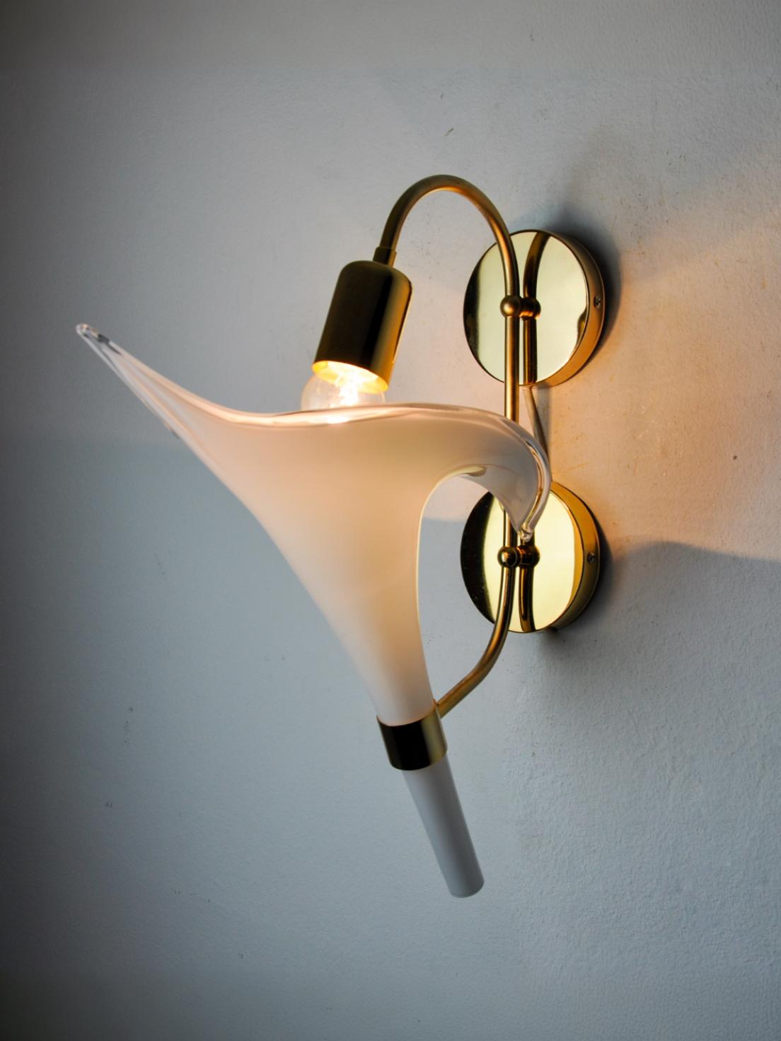 White Calla lily wall lamp, Murano glass, Italy, 1970