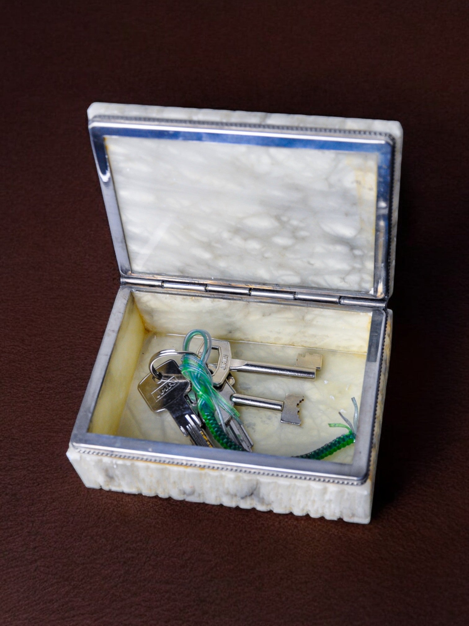 White alabaster vanity box by Romano Bianchi, Italy, 1970