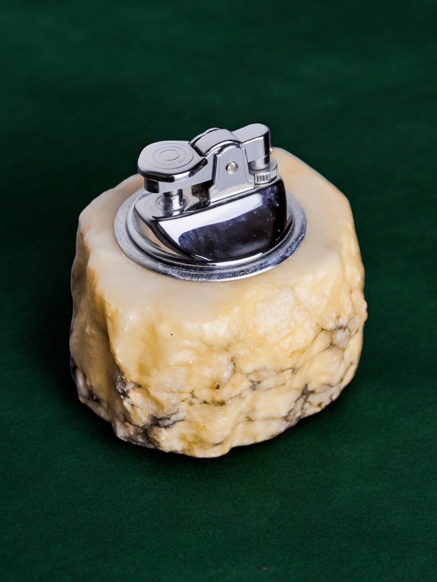 Alabaster lighter by Romano Bianchi, Cream colour, Italy, 1970's