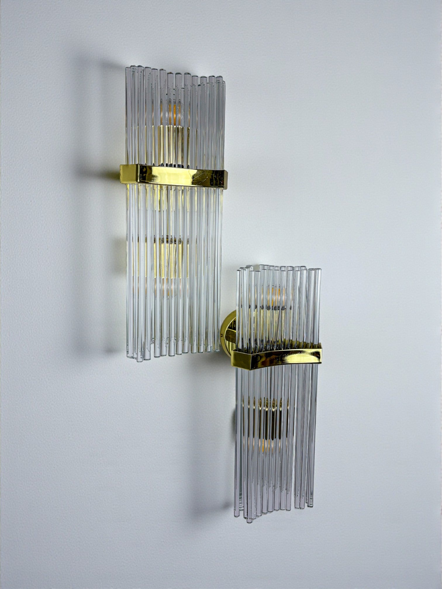 Pair of wall lights from Sciolari for Lightolier, Italy, Circa 1970's