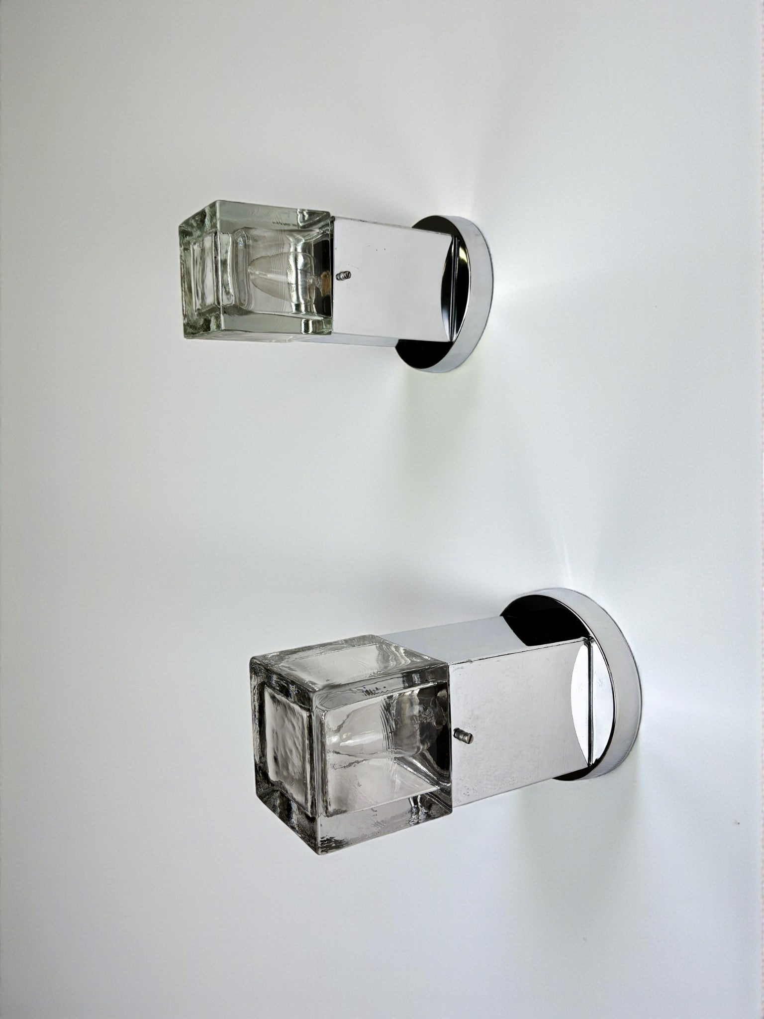 Pair of Cubique Sciolari Wall Sconces – Chrome & Murano Glass, Italy 1970s