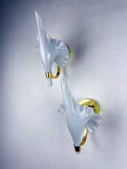 Pair of "Calla Lily" Leaf-Shaped Wall Sconces, Murano Glass & Gilt Brass, Circa 1970, Italy