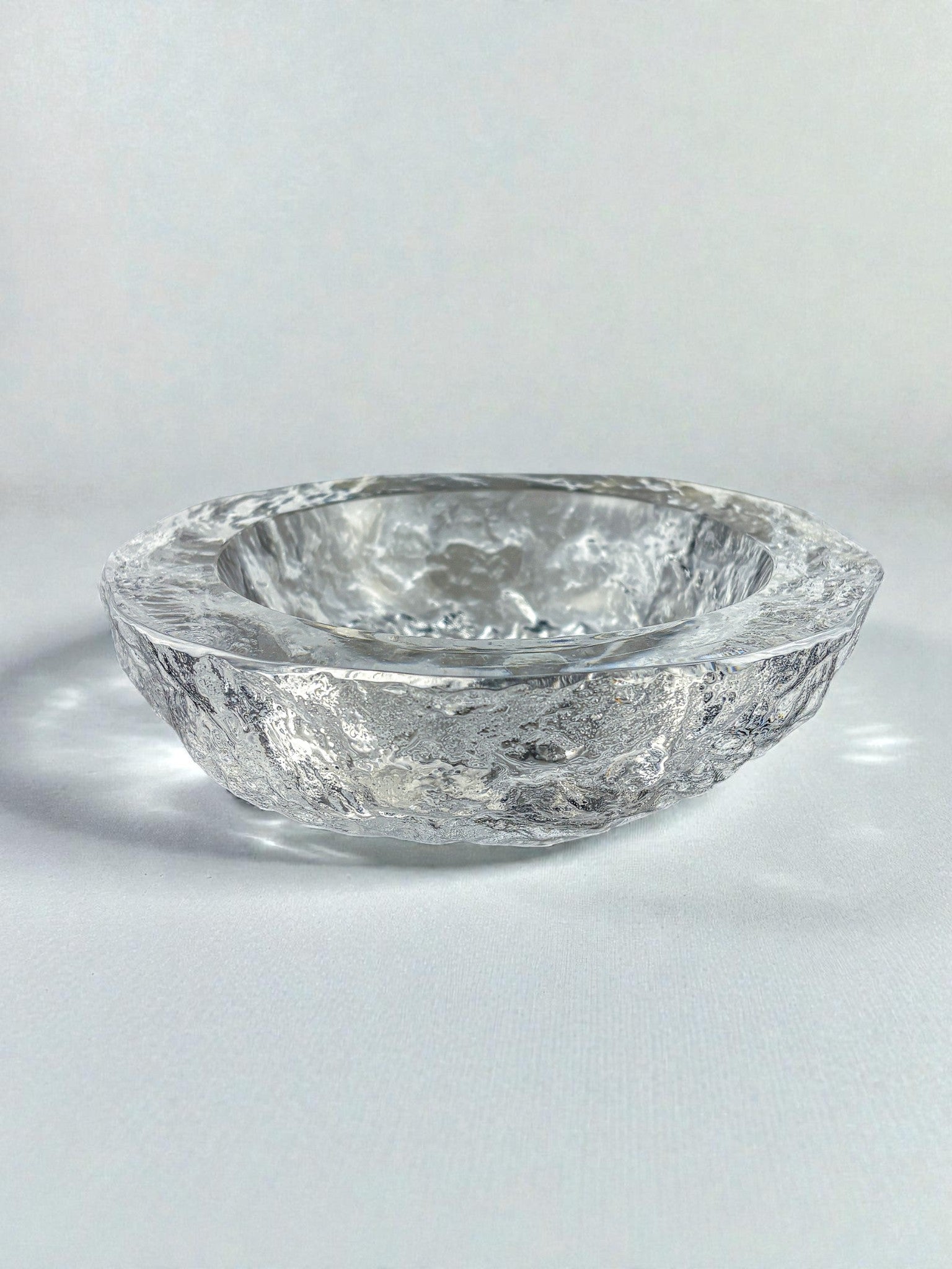 Brutalist "Iceberg" Vide poches, Textured Crystal Glass, Sweden, 1970's