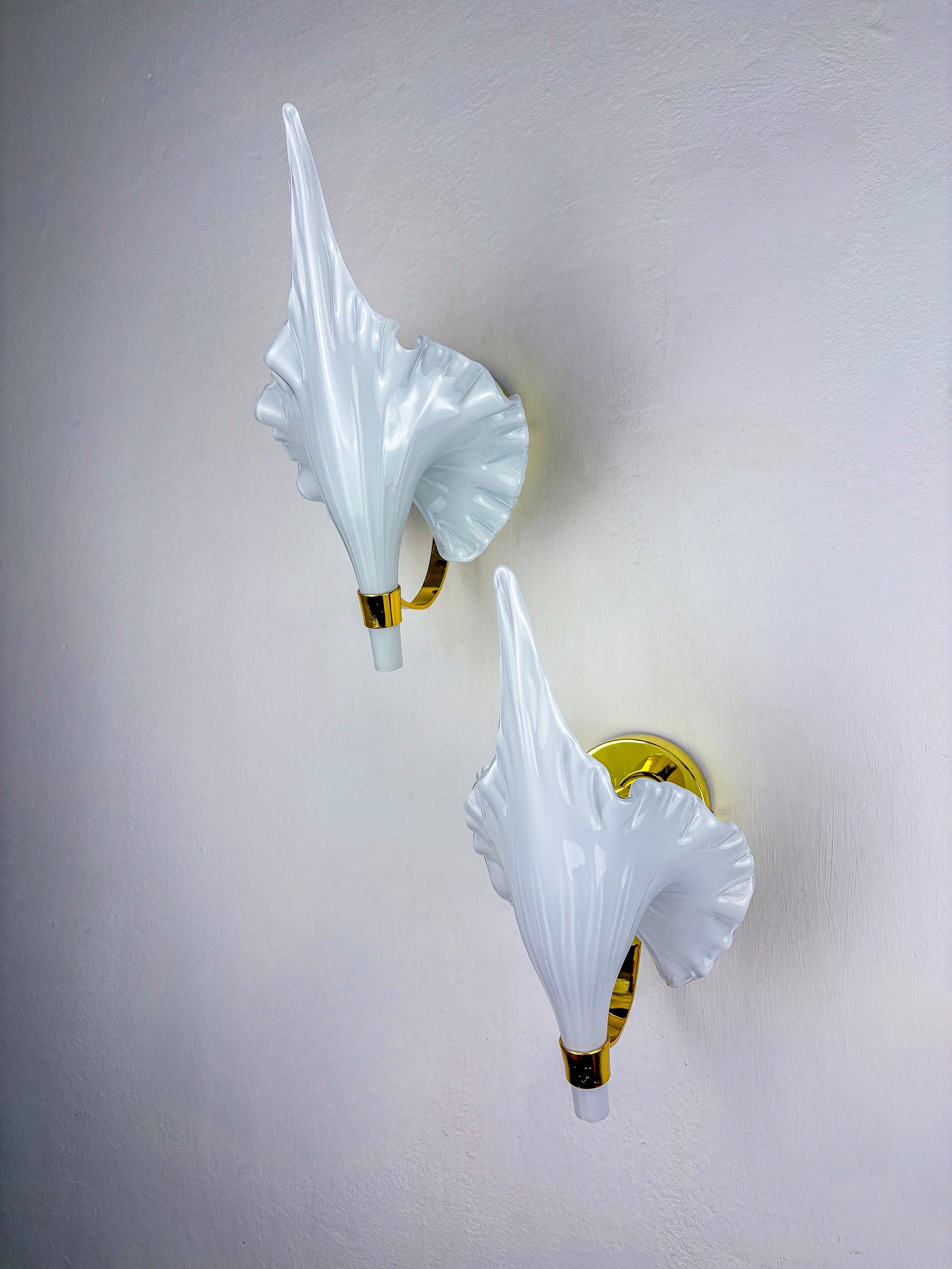 Pair of Italian "Calla Lily" Leaf-Shaped Wall Sconces, Murano Glass & Gilt Brass, Circa 1970's
