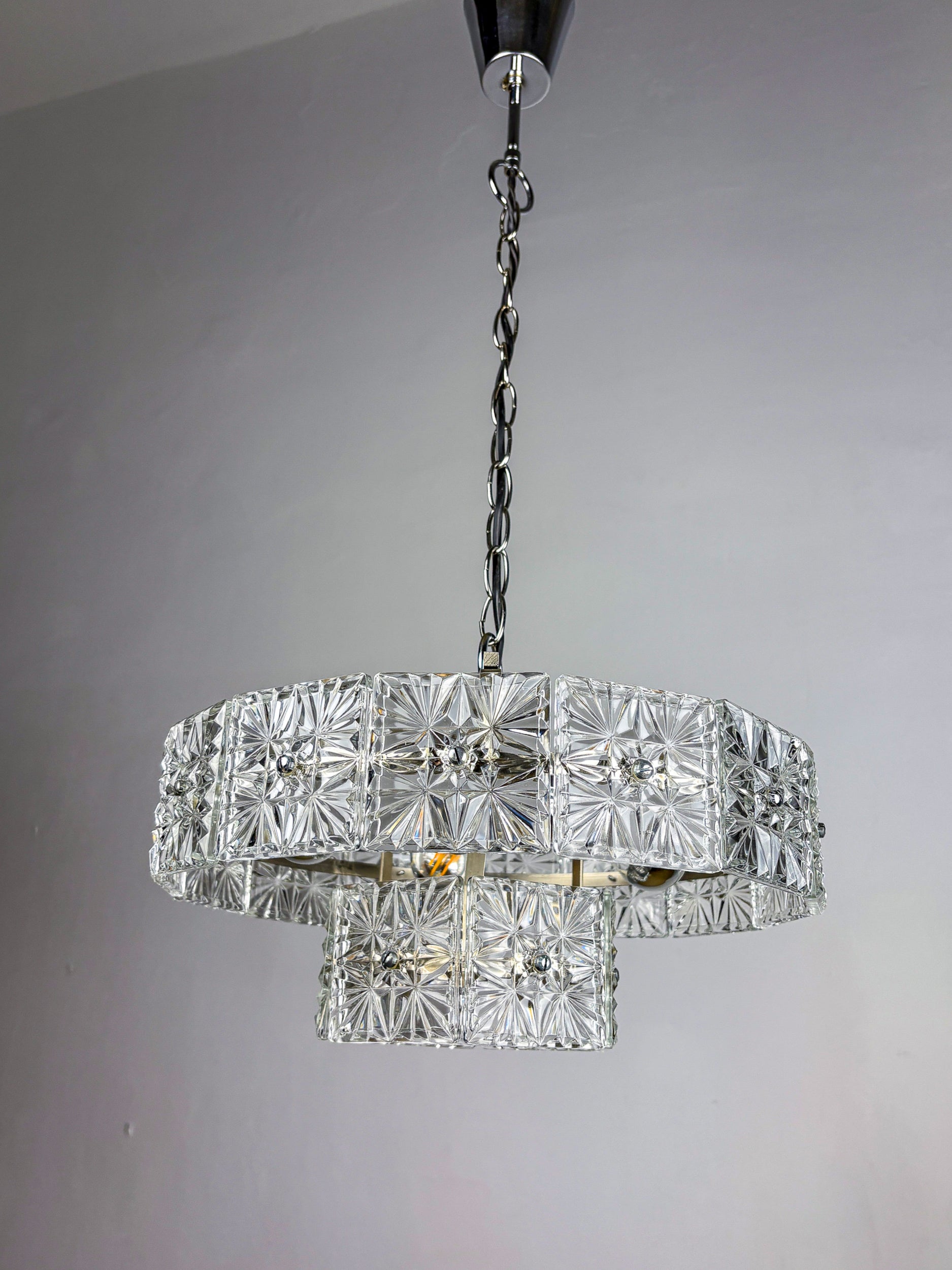 Kinkeldey 2-Tier Cut Crystal Chandelier, Gilt Brass, 1970s, Germany