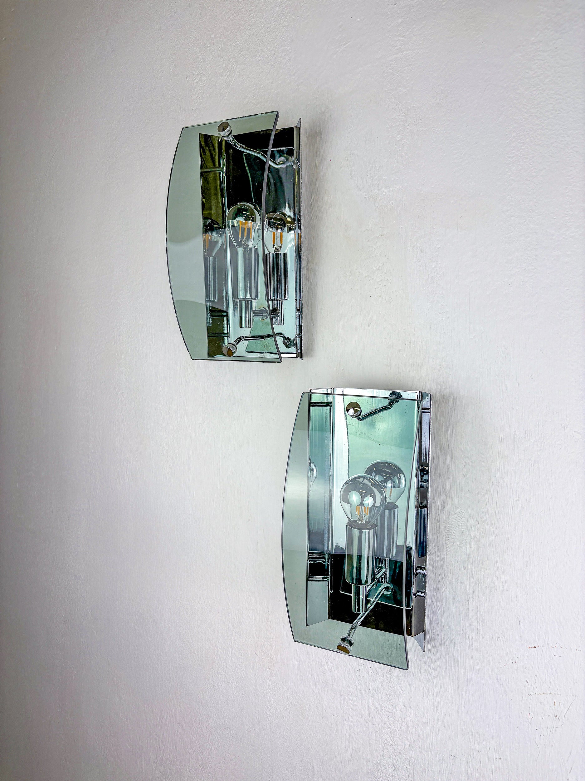 Pair of veca wall lamps, Green Murano glass, italy, Circa 1970's