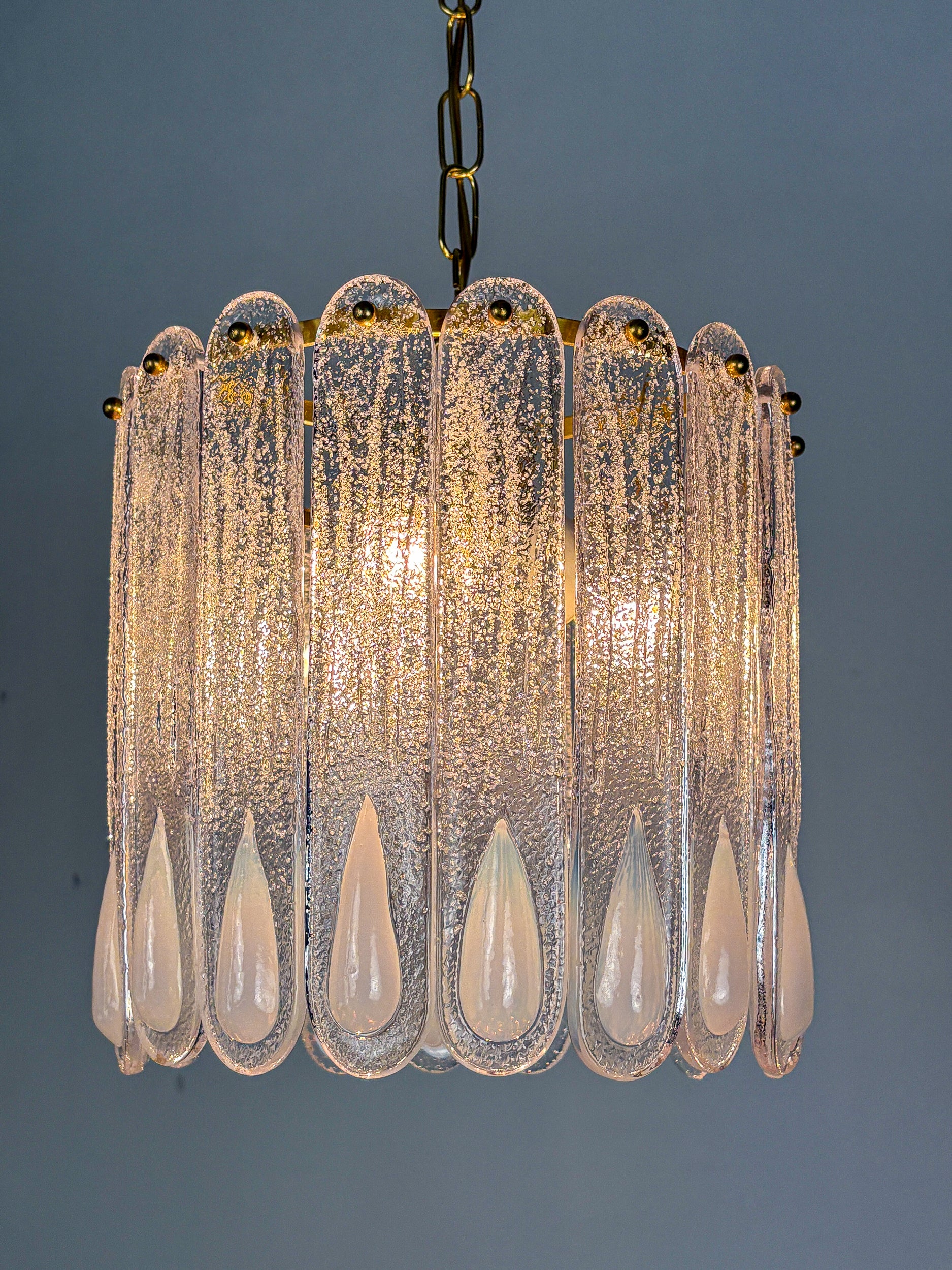 Murano Mazzega Chandelier, Iridescent White Frosted Glass, Italy, Circa 1960's