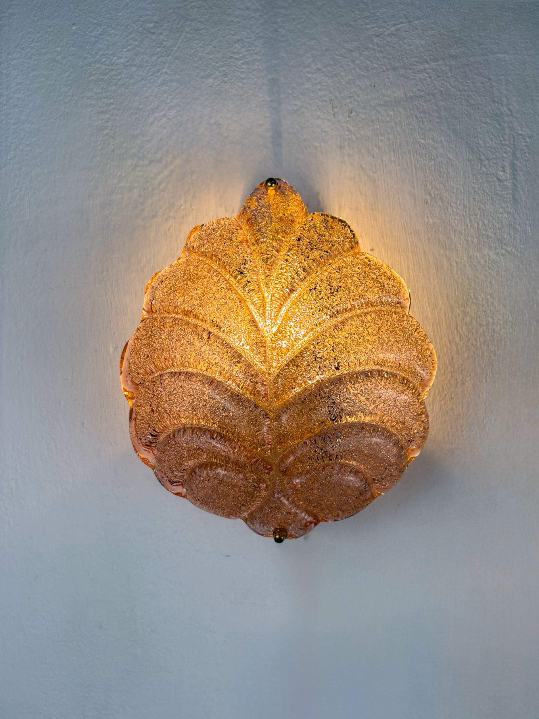 Pink Frosted Murano Leaf Wall Sconce, Italy, 1970s
