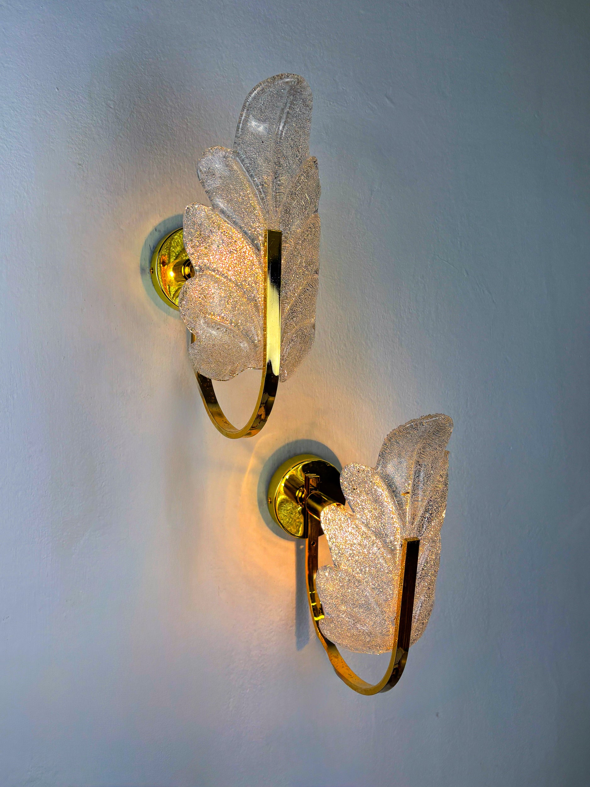 Pair of Murano Frosted Leaf Sconces, Textured Glass & Gilt Brass, Italy, 1970