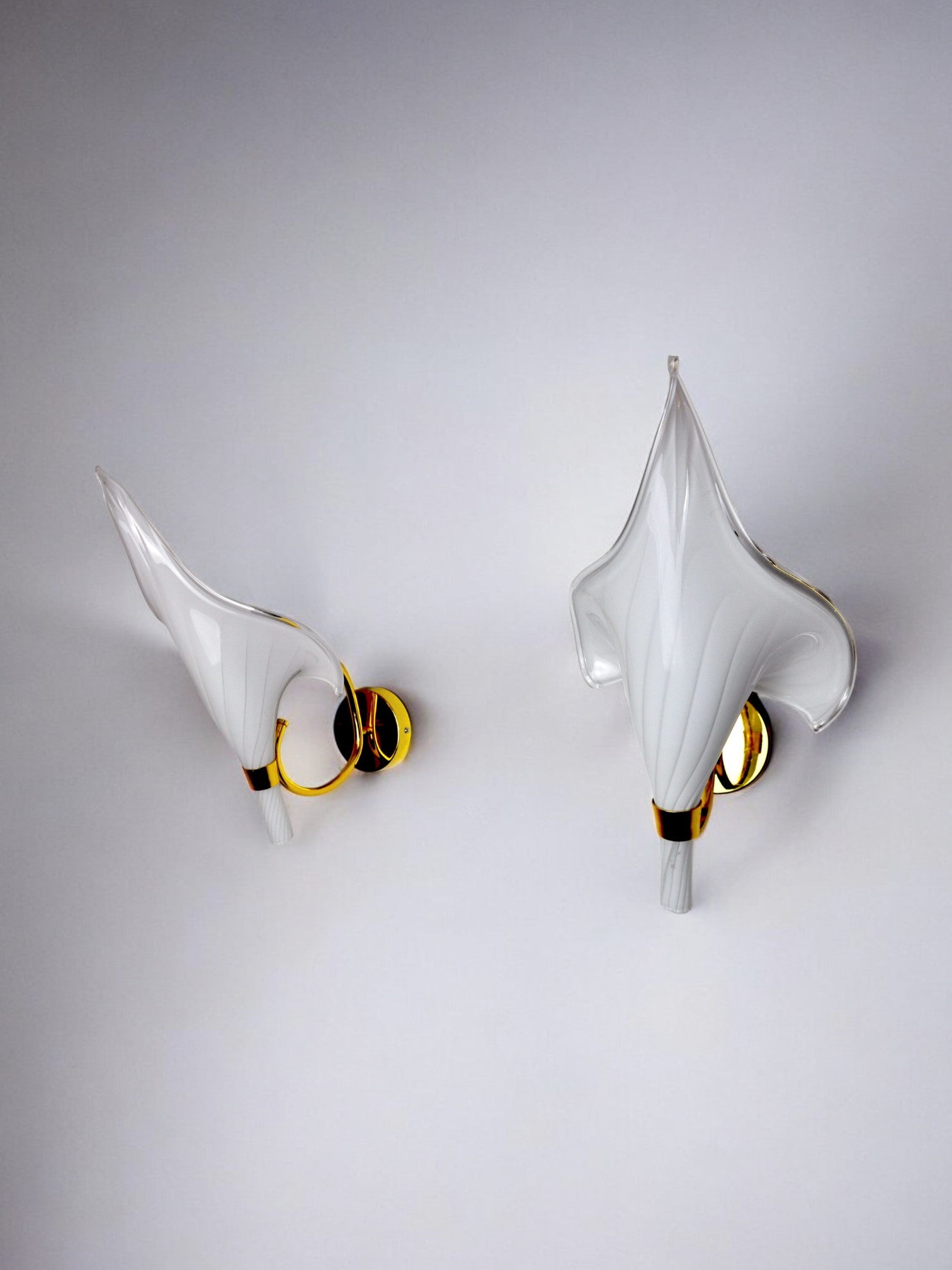 Pair of calla lily sconces, murano glass, Italy, 1970