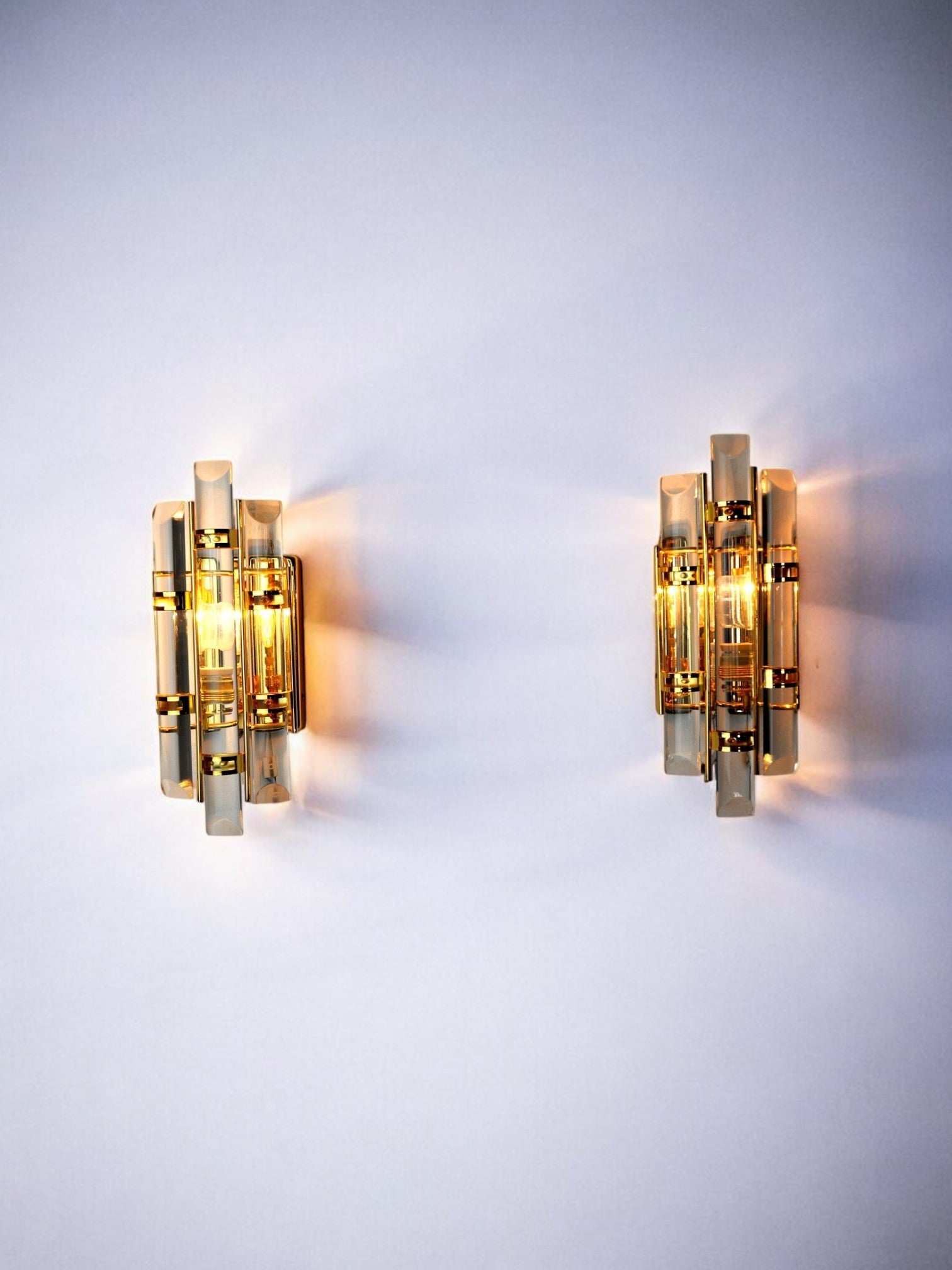 Pair of Venini sconces, cut glass, Murano, Italy, 1970