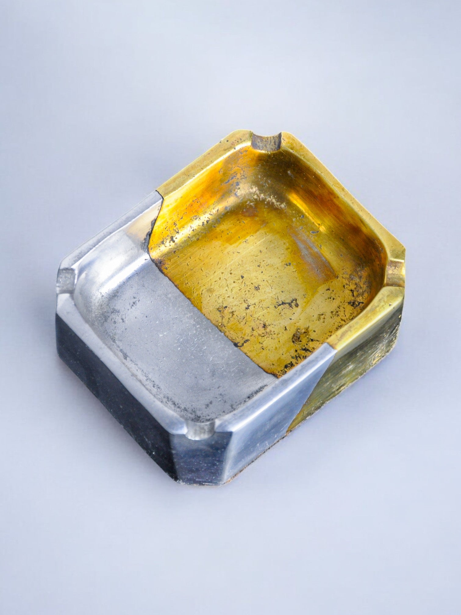 Brutalist ashtray by Léopold, brass and aluminum, Spain, 1970