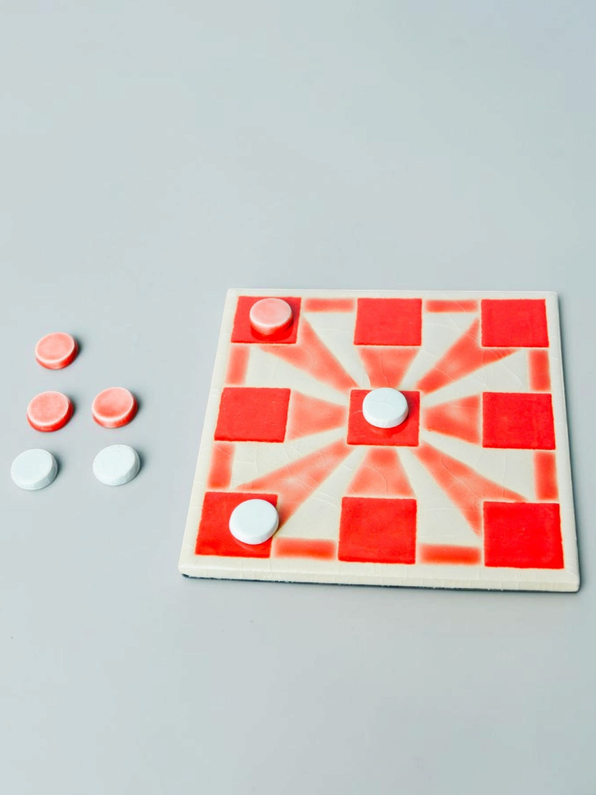 Morpion game, enameled ceramic, Italy, 1980