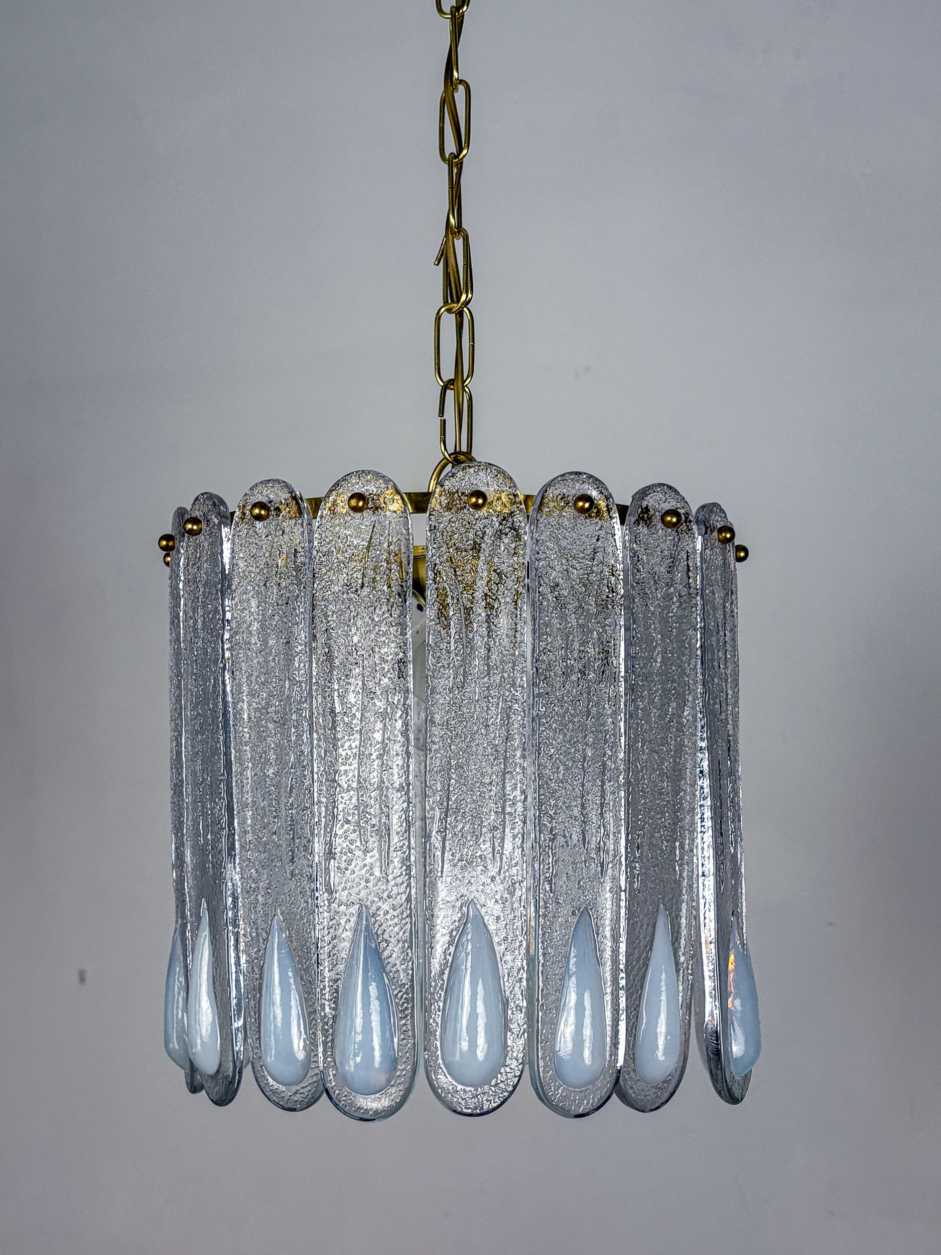 Murano Mazzega Chandelier, Iridescent White Frosted Glass, Italy, Circa 1960's