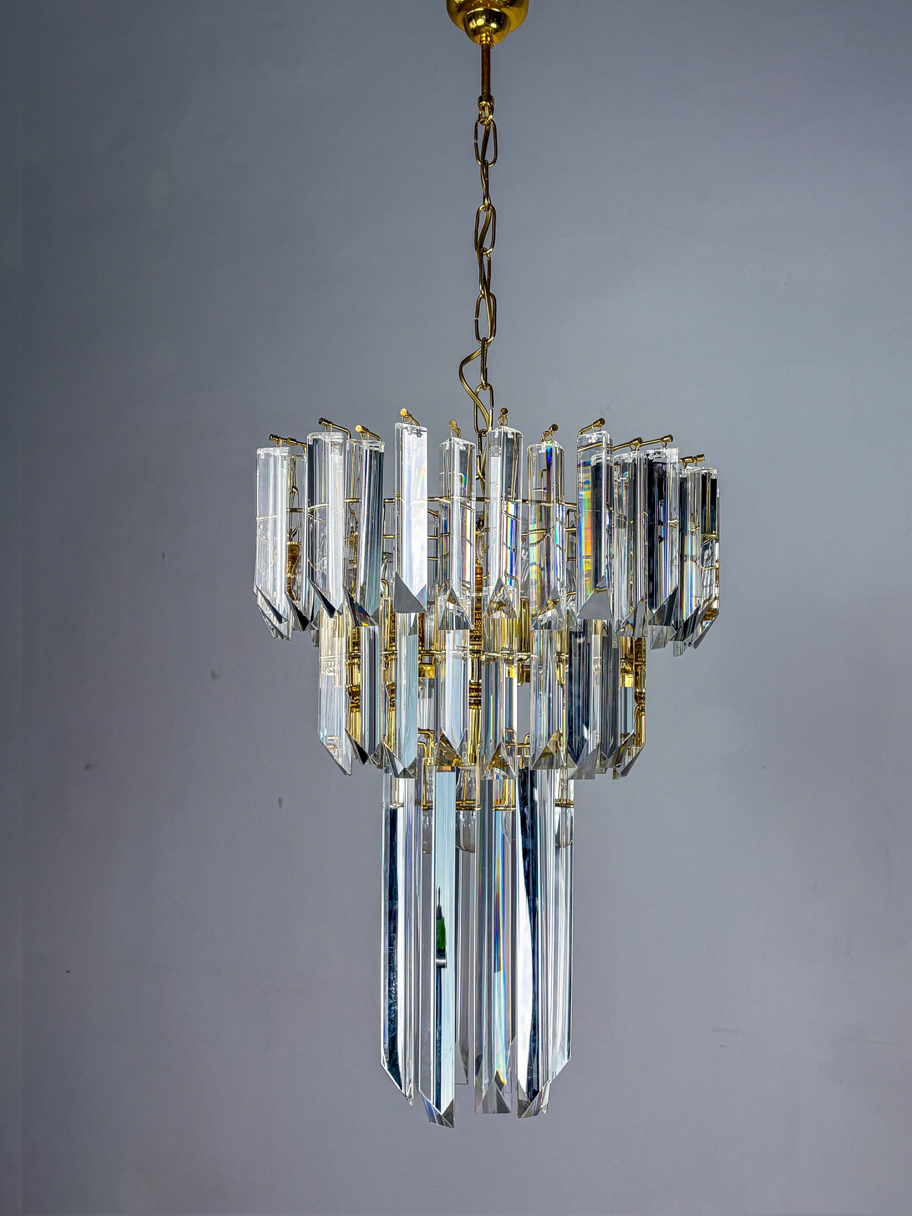 Paolo Venini Cascade Triedri Murano Glass Chandelier, Italy, 1970s