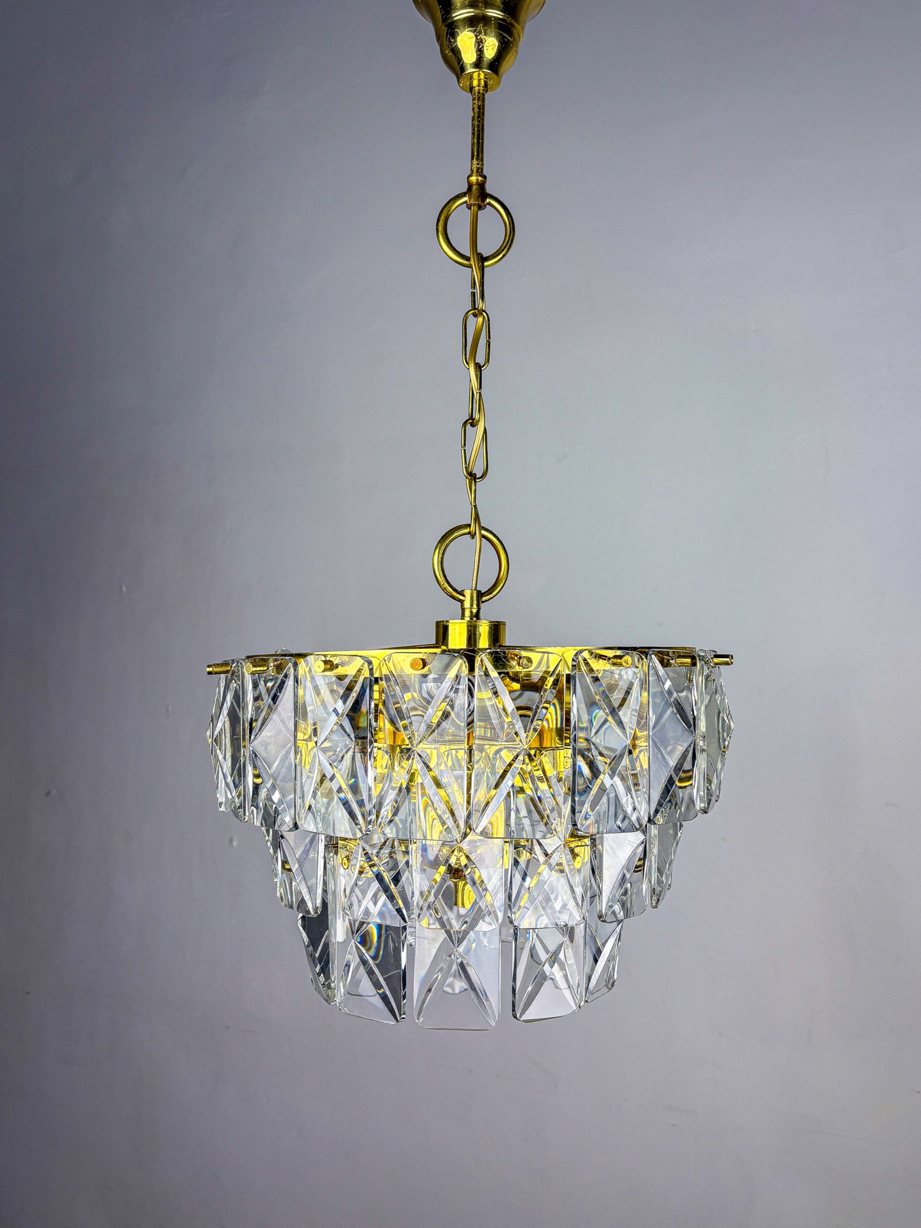 Kinkeldey 3-Tier Cut Crystal Chandelier, Gilt Brass, Germany, 1970