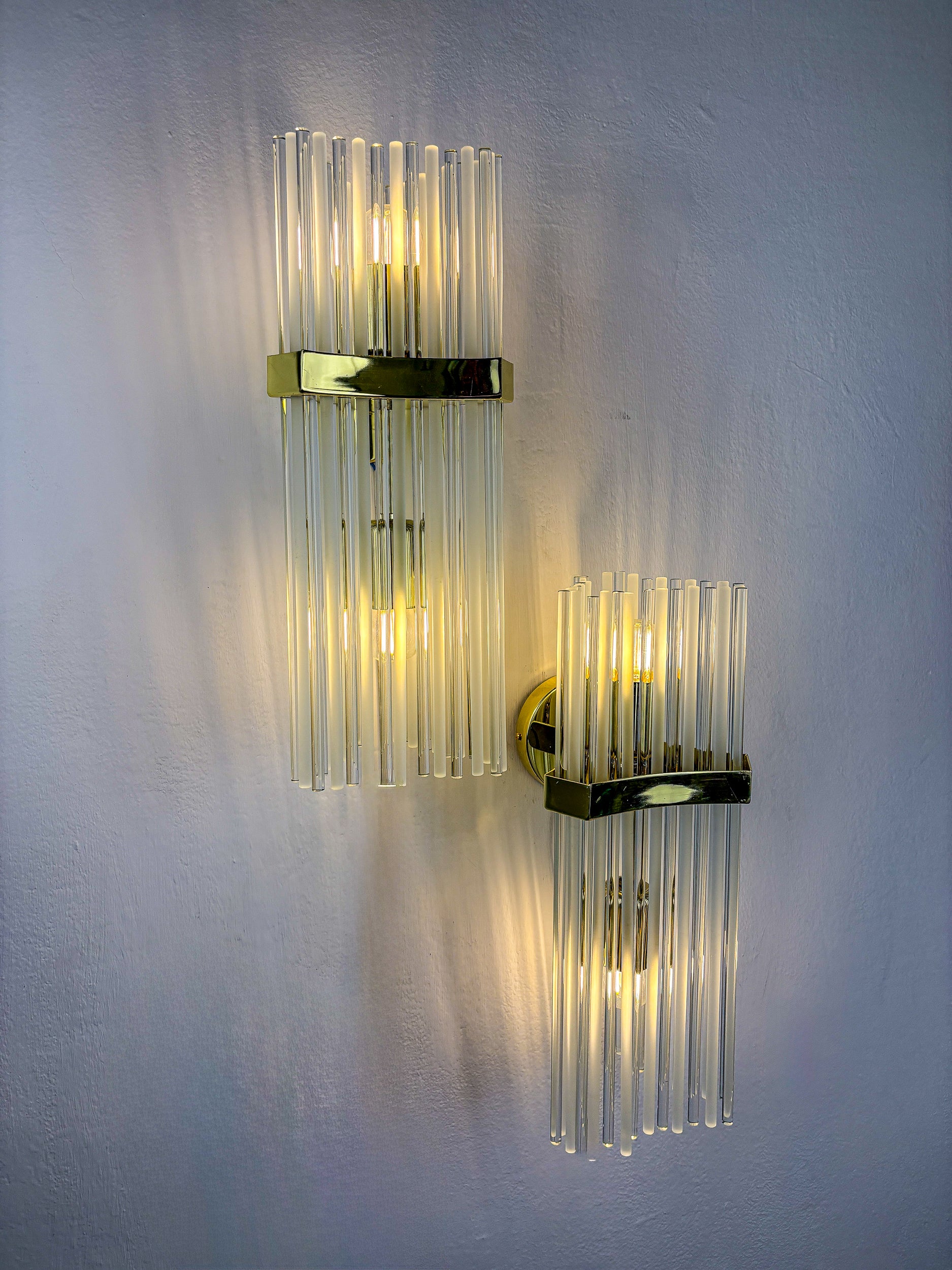Pair of wall lights from Sciolari for Lightolier, Circa 1970's, Italy
