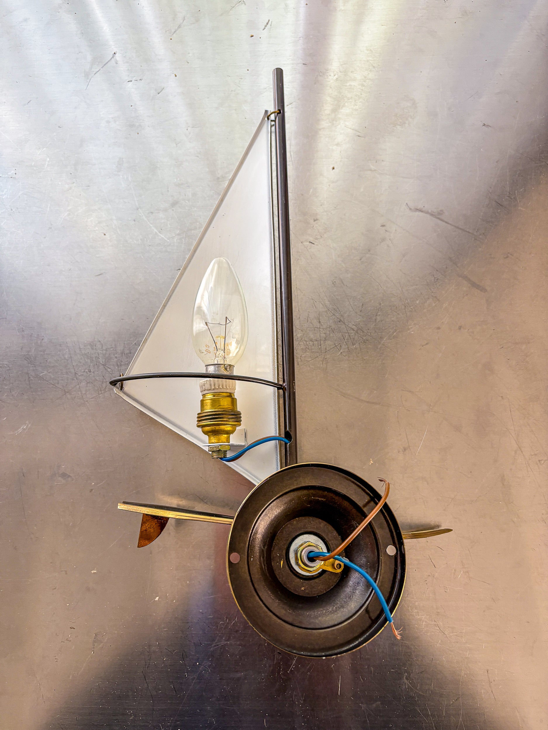 Pair of Midcentury Brass "Sailboats" Wall Sconces, Italy 1960s