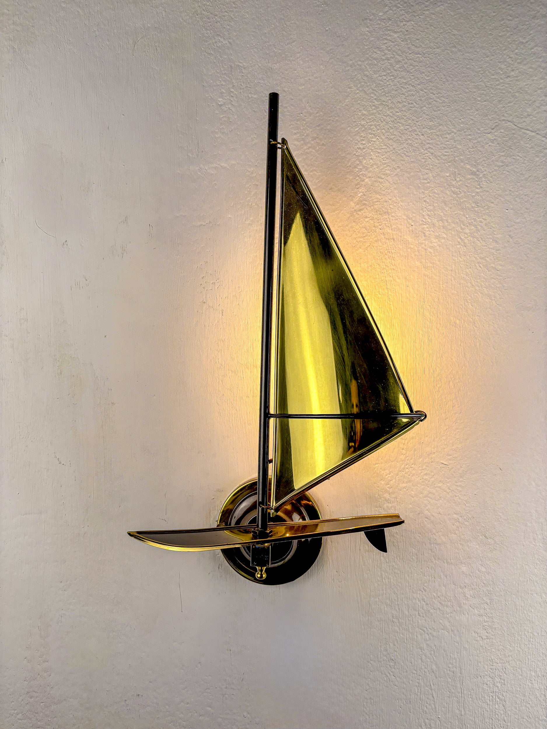 Pair of Midcentury Brass "Sailboats" Wall Sconces, Italy 1960s