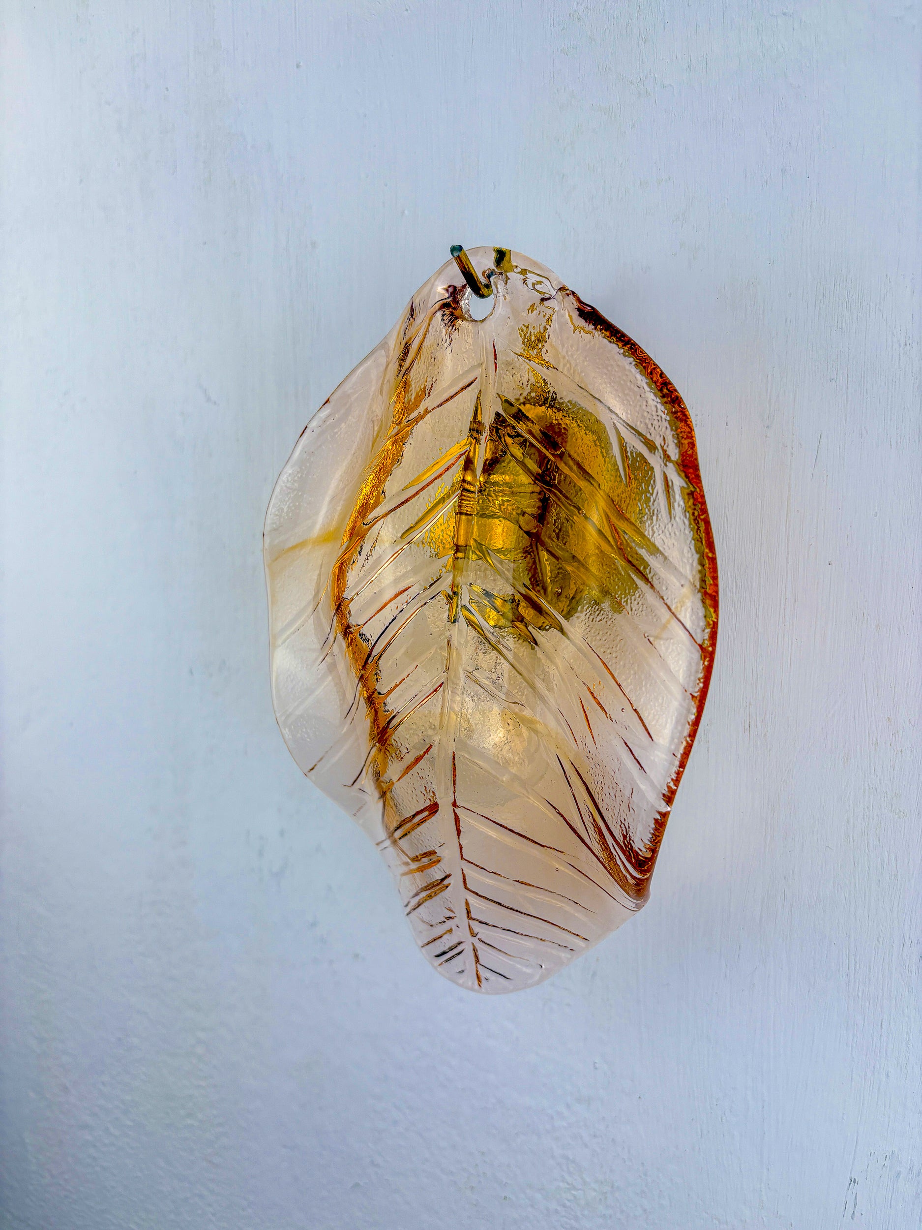 Italian "Leaf" Murano pink glass wall sconce, Circa 1970's