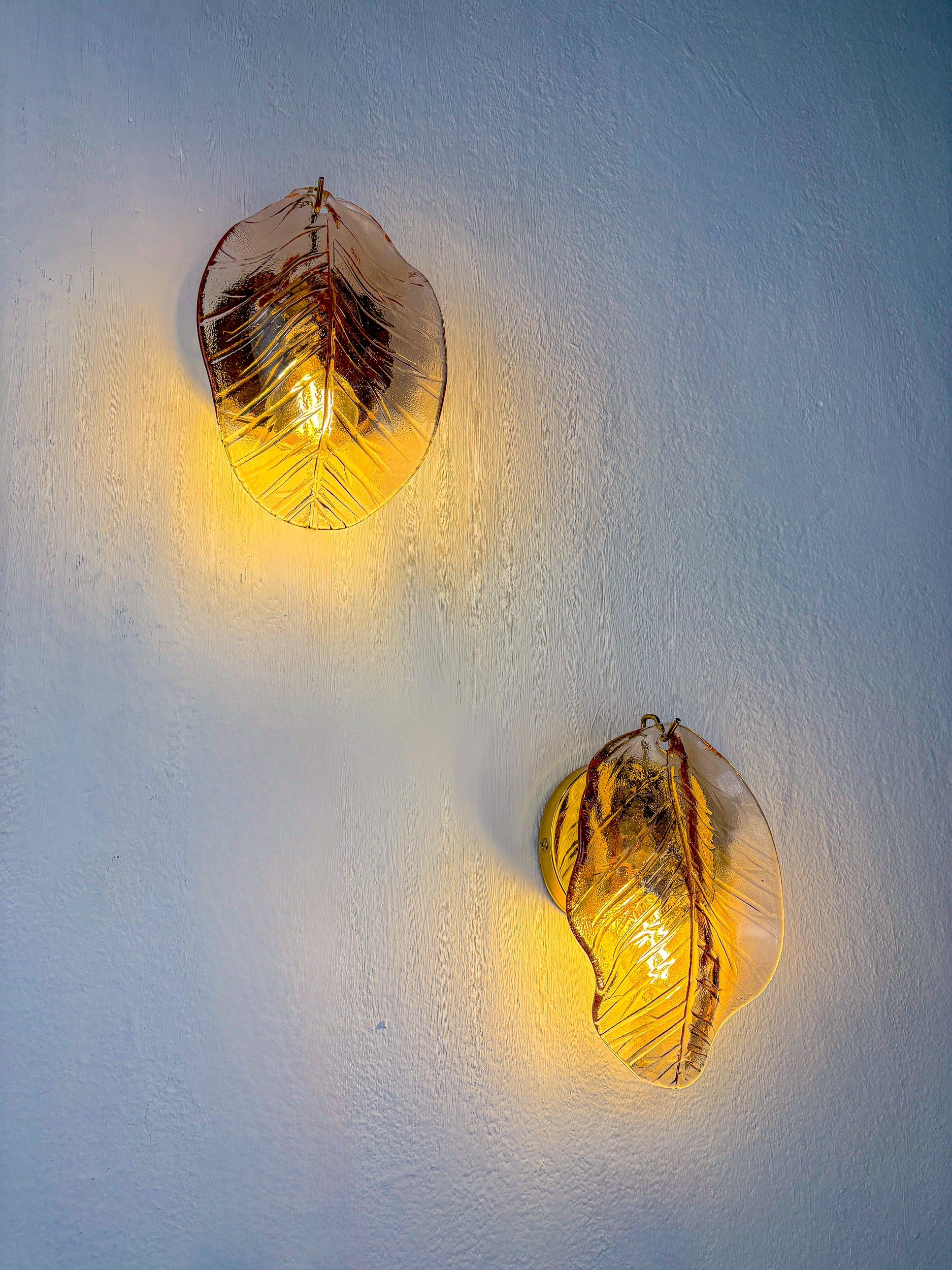 Pair of Italian "Leaf" Murano pink glass wall sconces, Circa 1970's