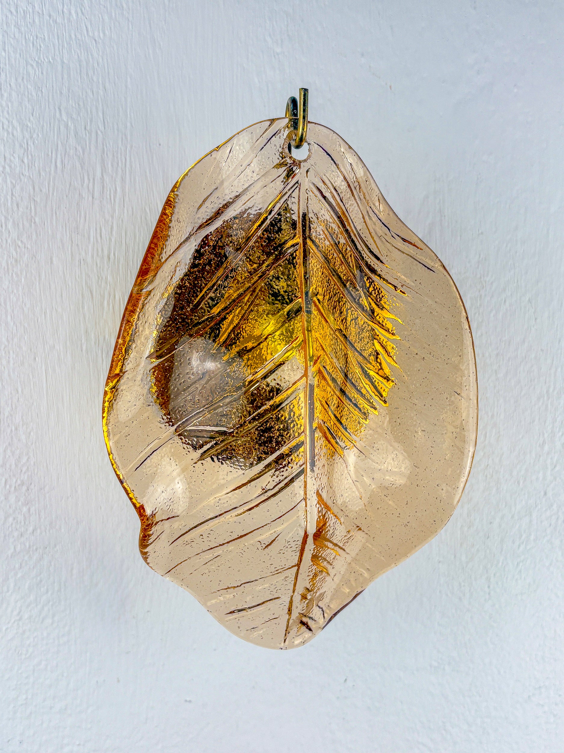Italian "Leaf" Murano pink glass wall sconce, 1970's