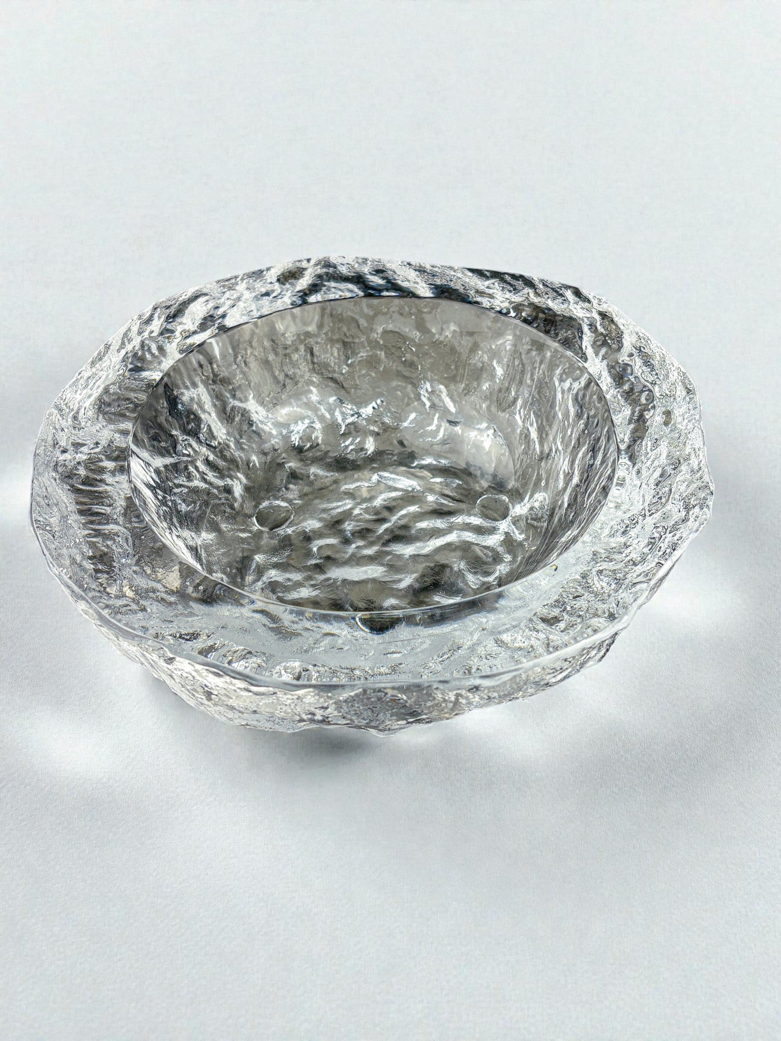Brutalist "Iceberg" Vide poches, Textured Crystal Glass, Sweden, 1970's