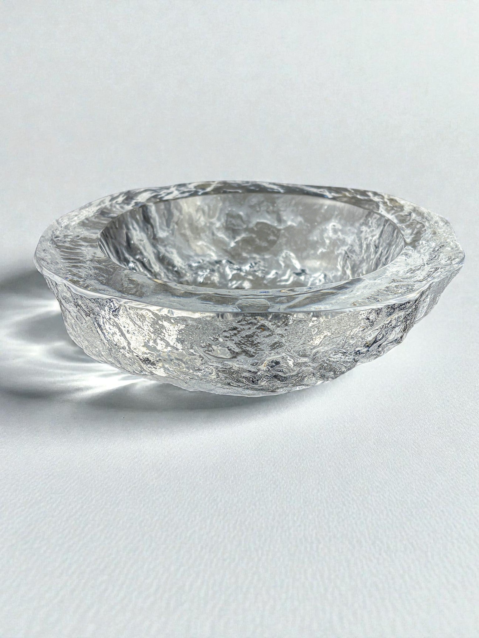 Brutalist "Iceberg" Vide poches, Textured Crystal Glass, Sweden, 1970's