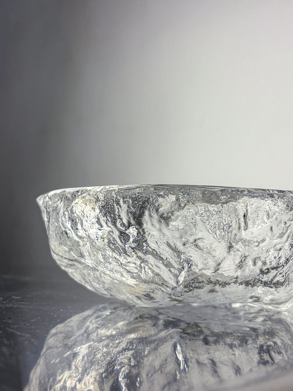 Brutalist "Iceberg" Vide poches, Textured Crystal Glass, Sweden, 1970's