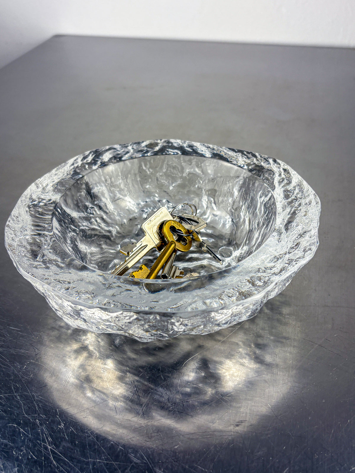 Brutalist "Iceberg" Vide poches, Textured Crystal Glass, Sweden, 1970's