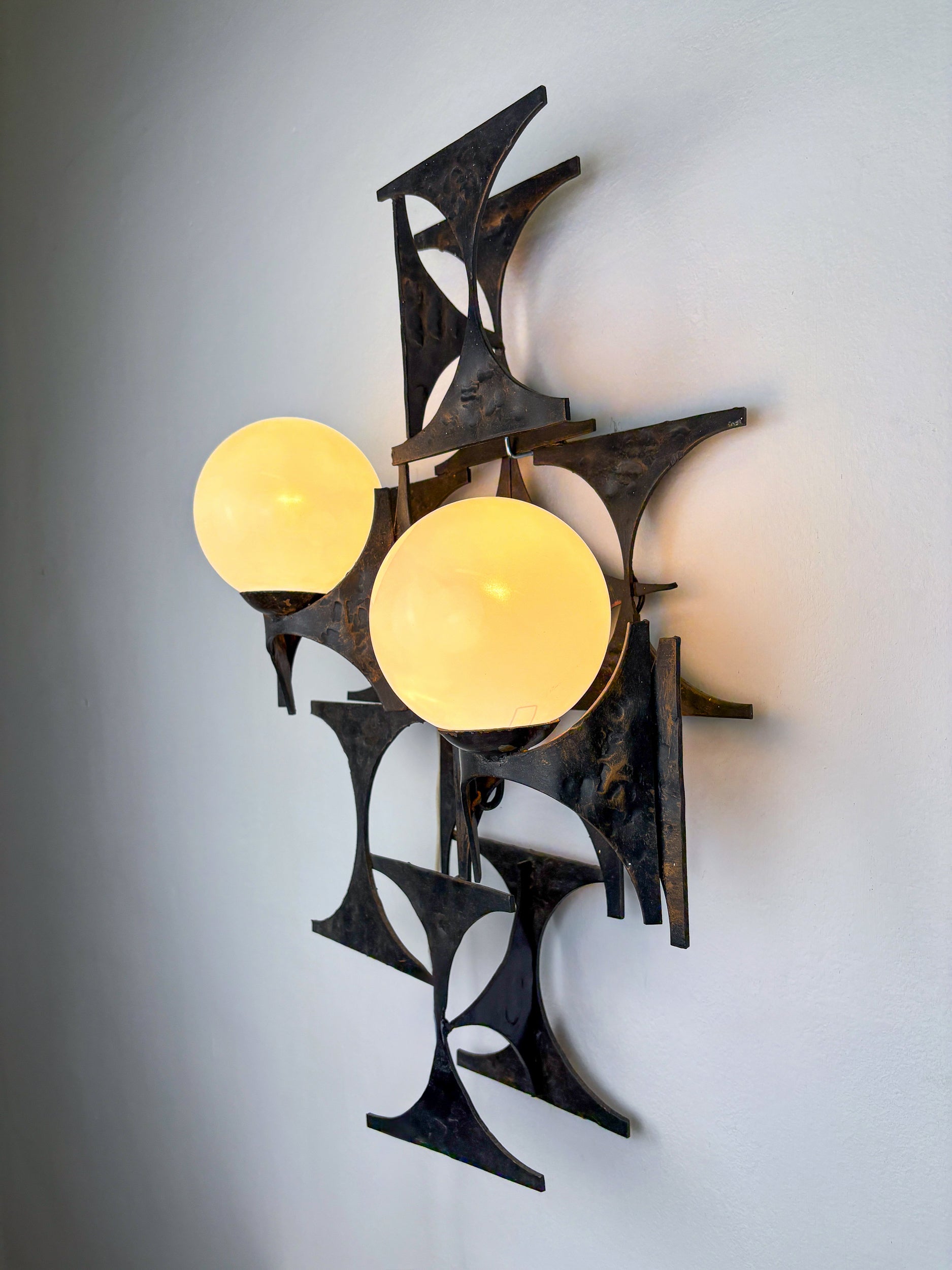 Large Brutalist & sculptural wall light by Marc Weinstein, Germany, 1960s