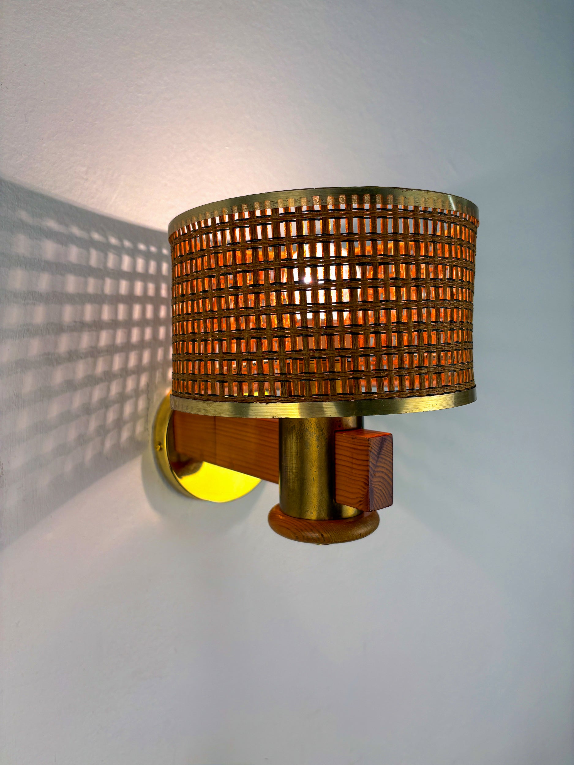 Vintage Rattan & Wood Wall Sconce, Italy, 1970's