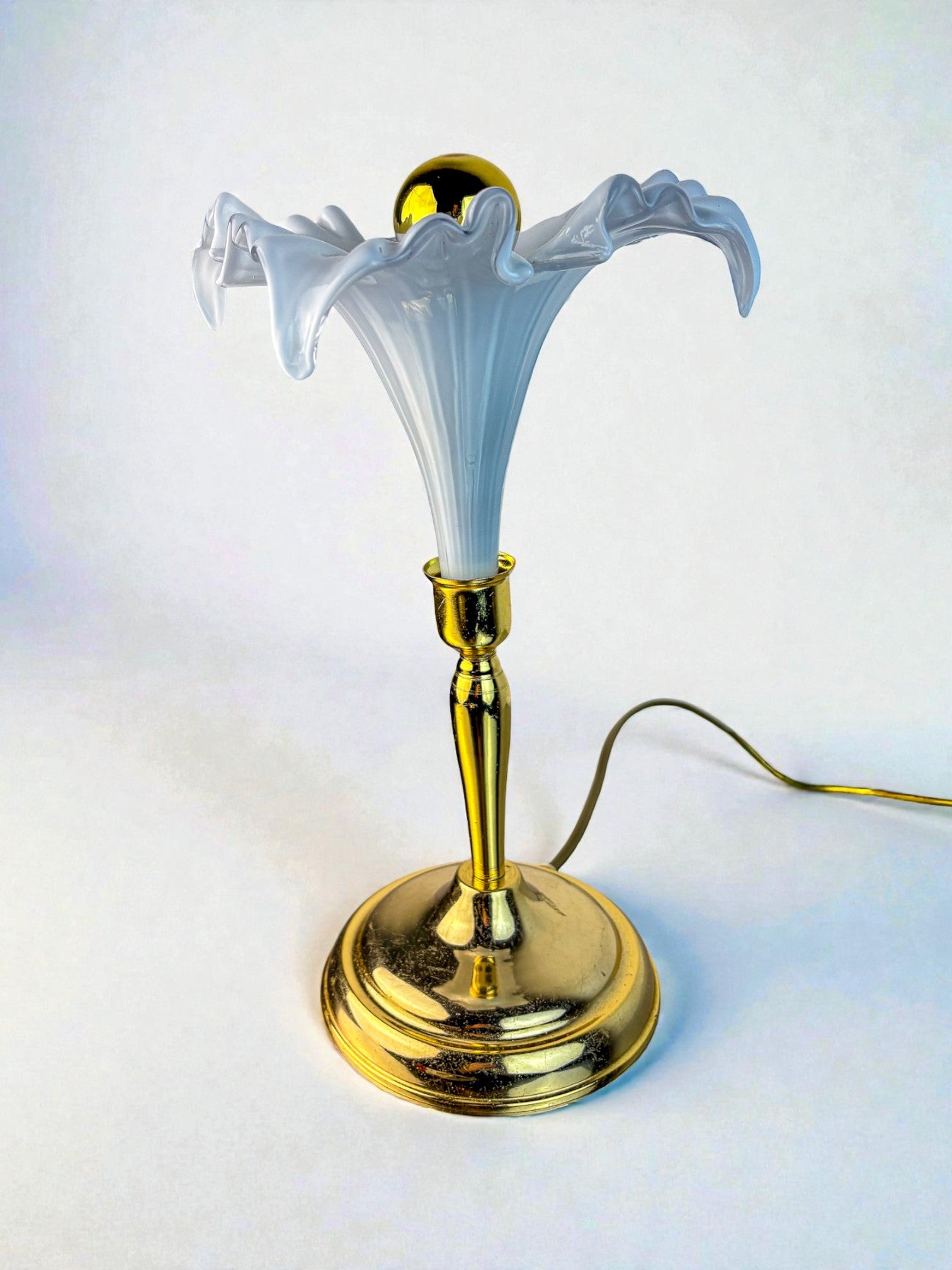 Italian White Calla Lily flower table lamp, murano glass, Circa 1970's