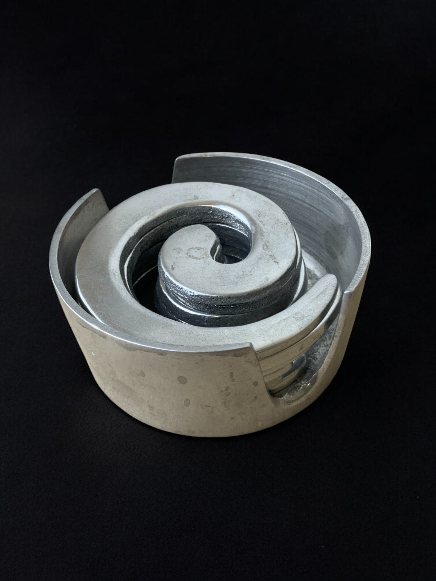 Biomorphic coasters in solid Aluminium, set of 6, Spain, 1980's