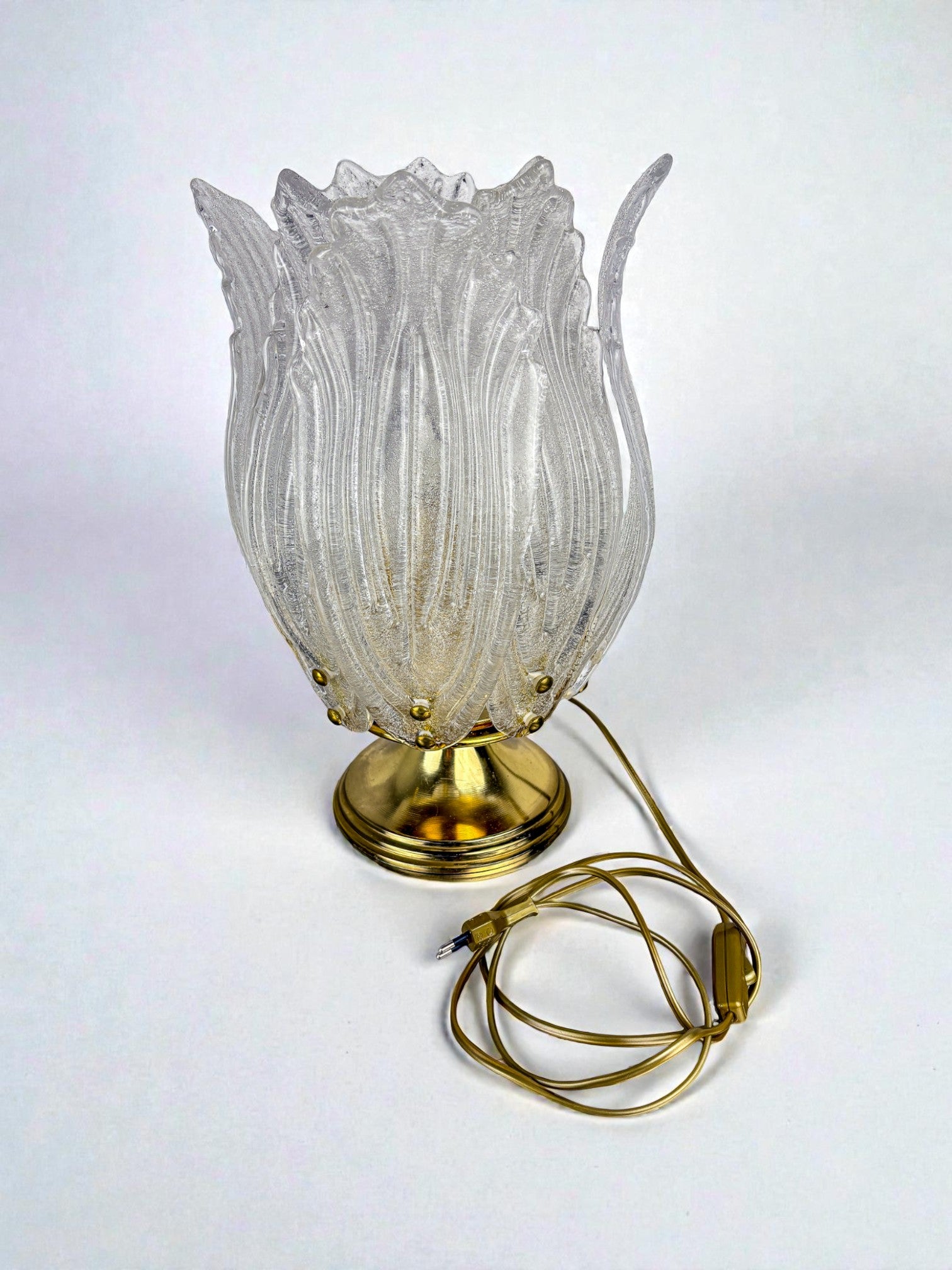 Large Italian Novaresi  Murano glass leaf shaped table lamp, italy, 1970's
