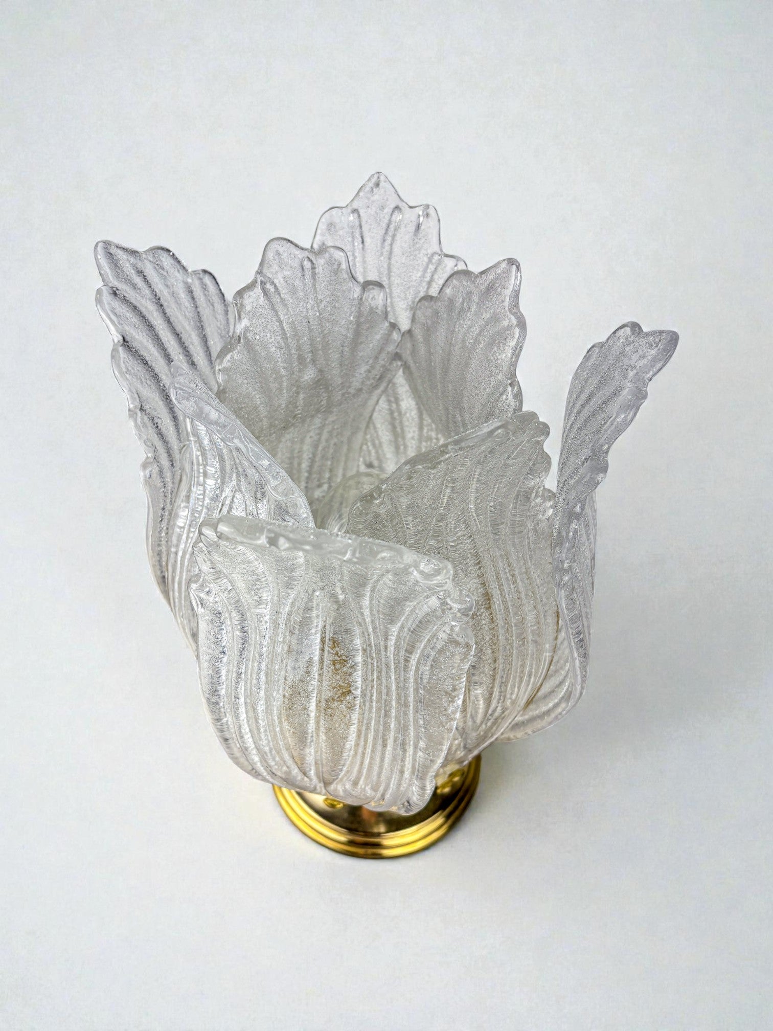 Large Italian Novaresi  Murano glass leaf shaped table lamp, italy, 1970's